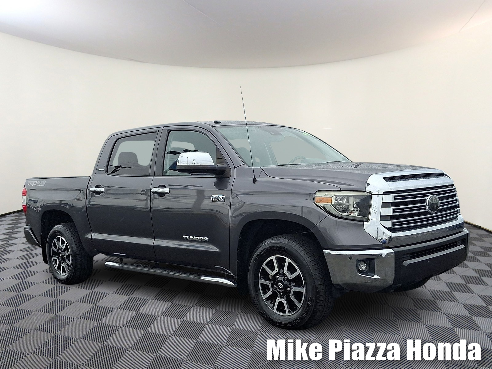 2018 Toyota Tundra Limited CrewMax 5.7L 4WD