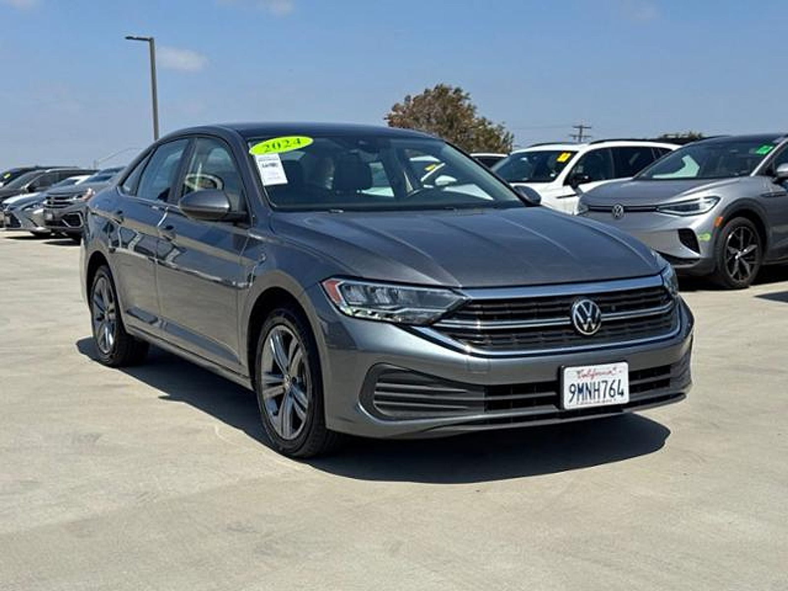 2024 Volkswagen Jetta SE FWD
