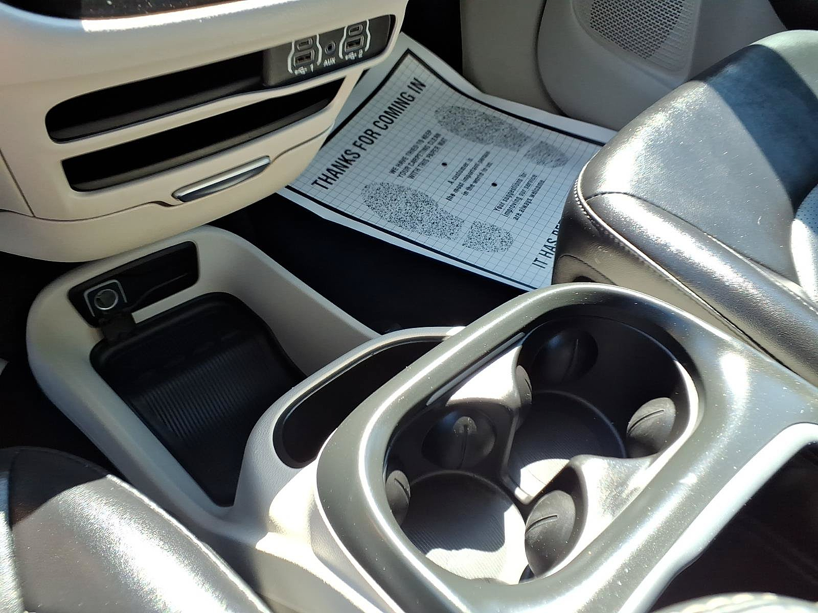 Used 2024 Chrysler Pacifica Van