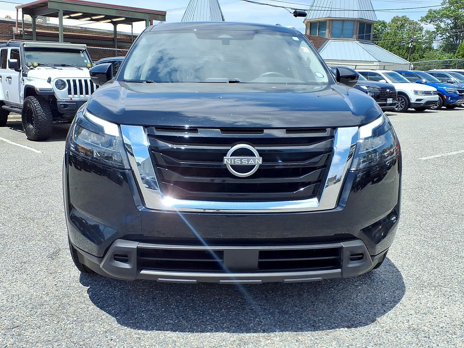 Used 2024 Nissan Pathfinder SUV