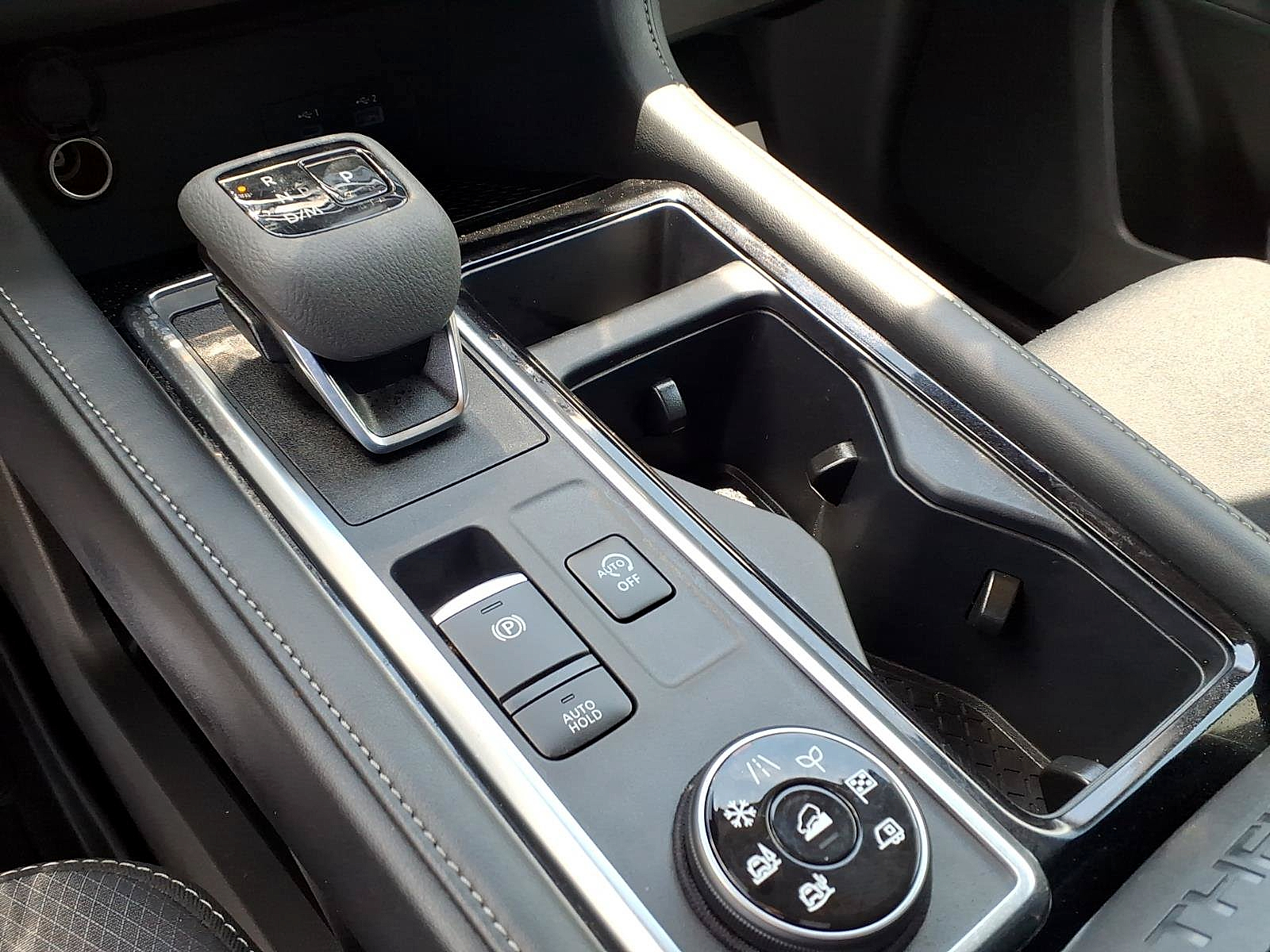 Used 2024 Nissan Pathfinder SUV