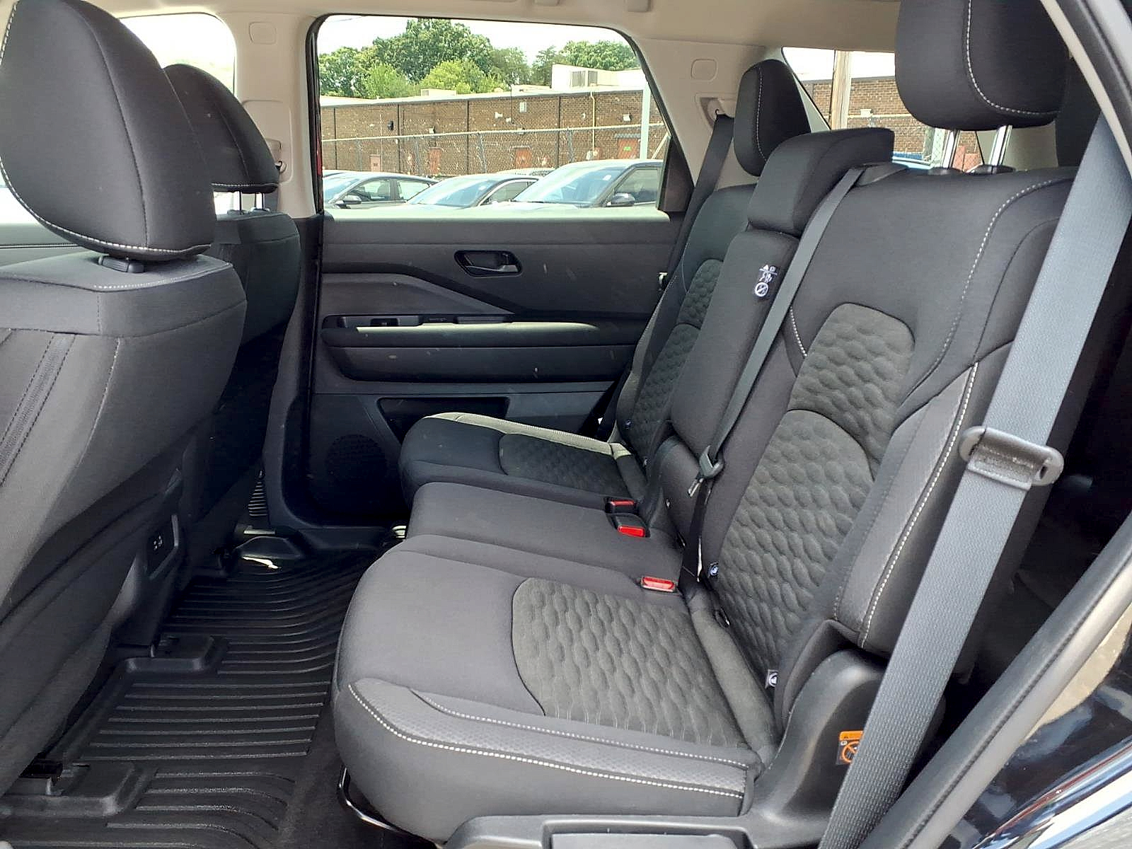 Used 2024 Nissan Pathfinder SUV