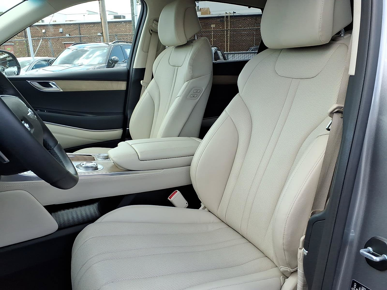 Used 2024 Genesis GV80 SUV