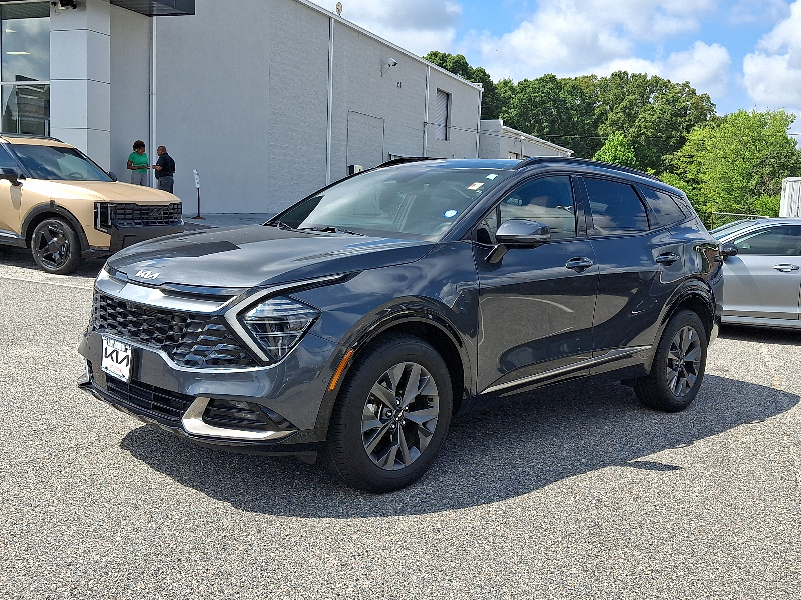 Used 2023 Kia Sportage Hybrid SUV