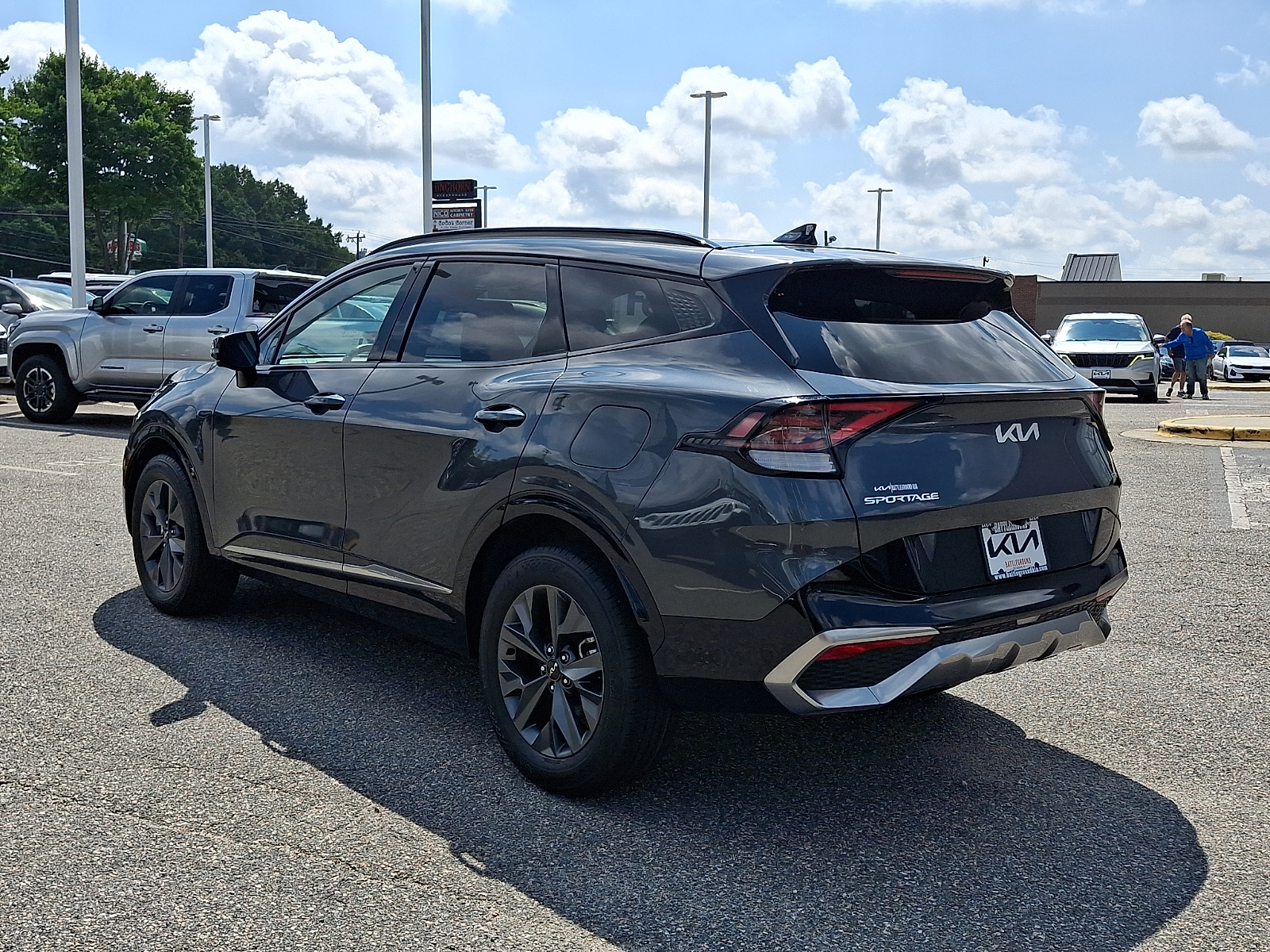 Used 2023 Kia Sportage Hybrid SUV