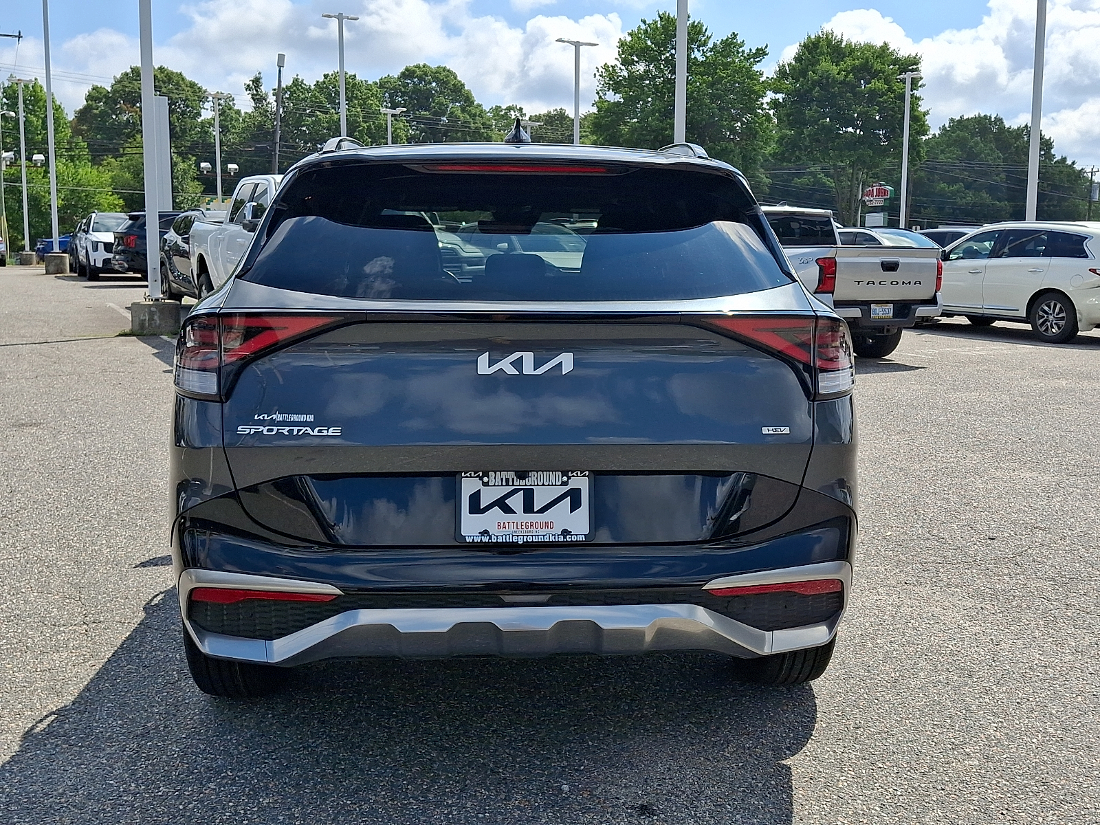 Used 2023 Kia Sportage Hybrid SUV