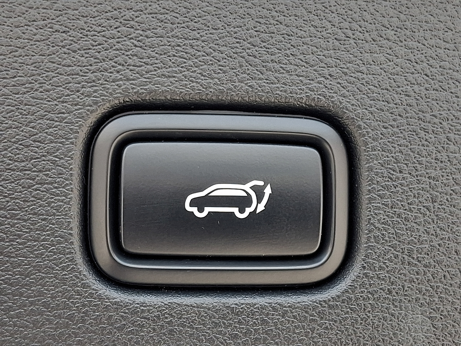Used 2023 Kia Sportage Hybrid SUV