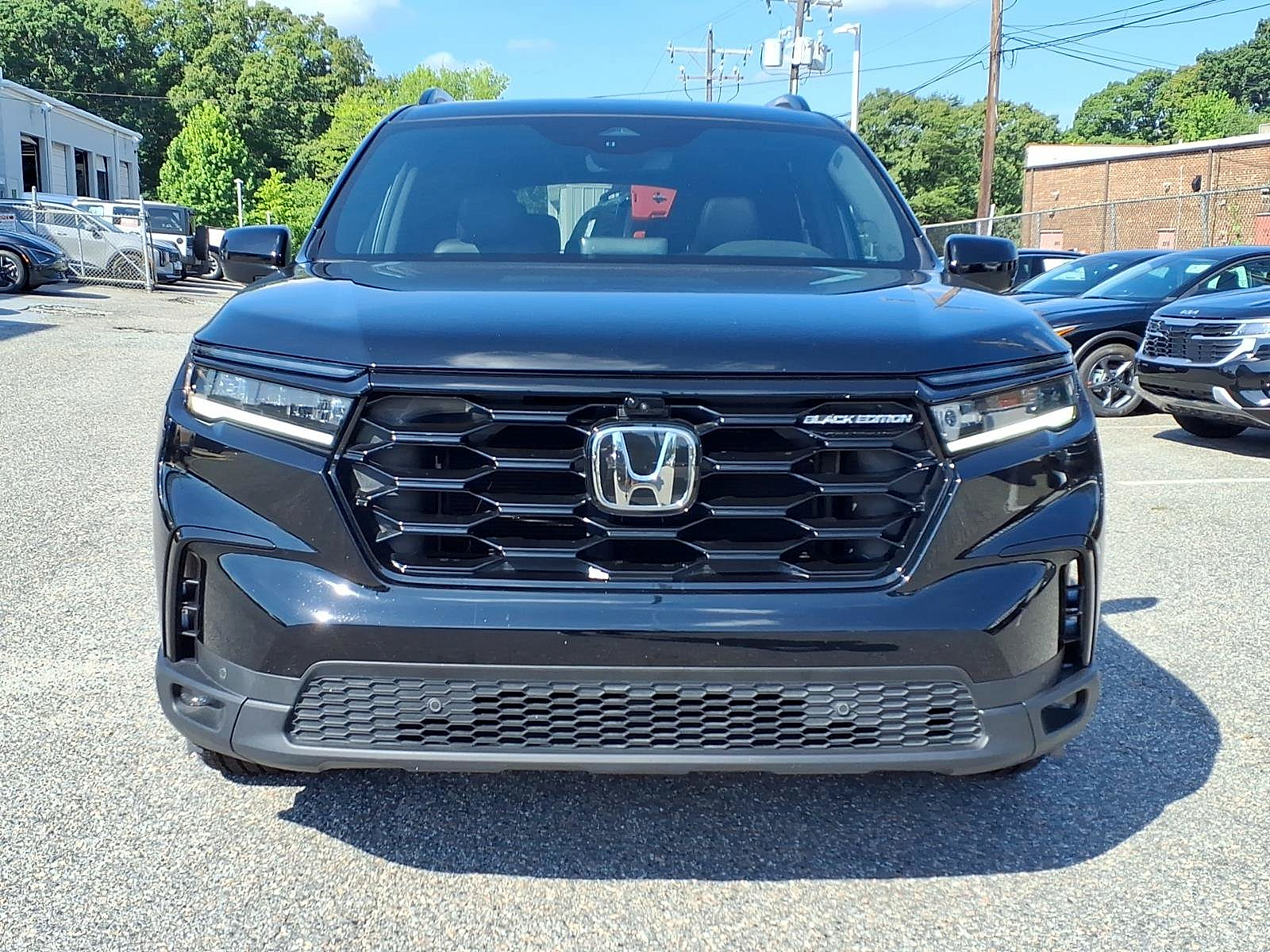 Used 2025 Honda Pilot SUV