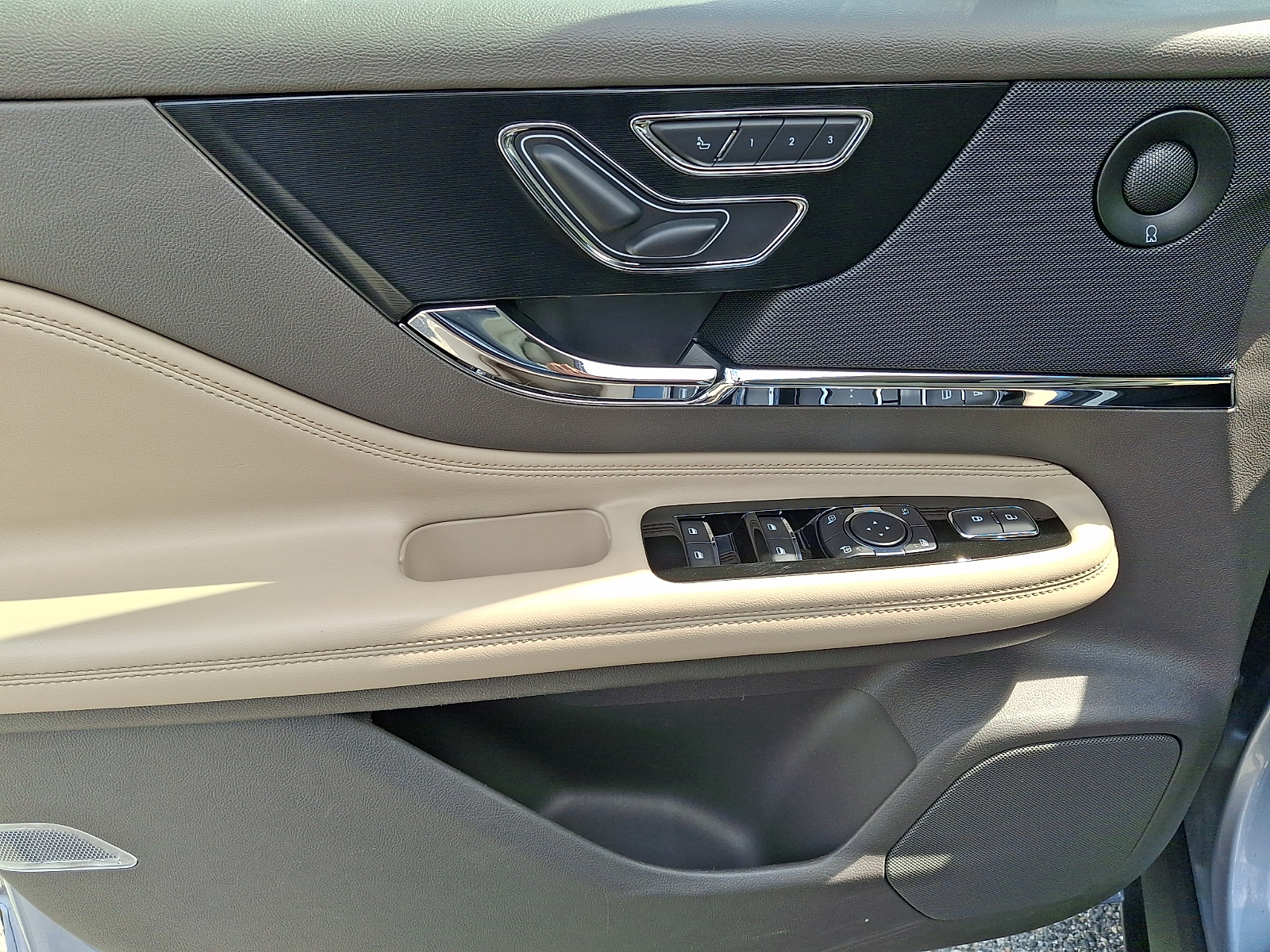Used 2022 Lincoln Corsair SUV