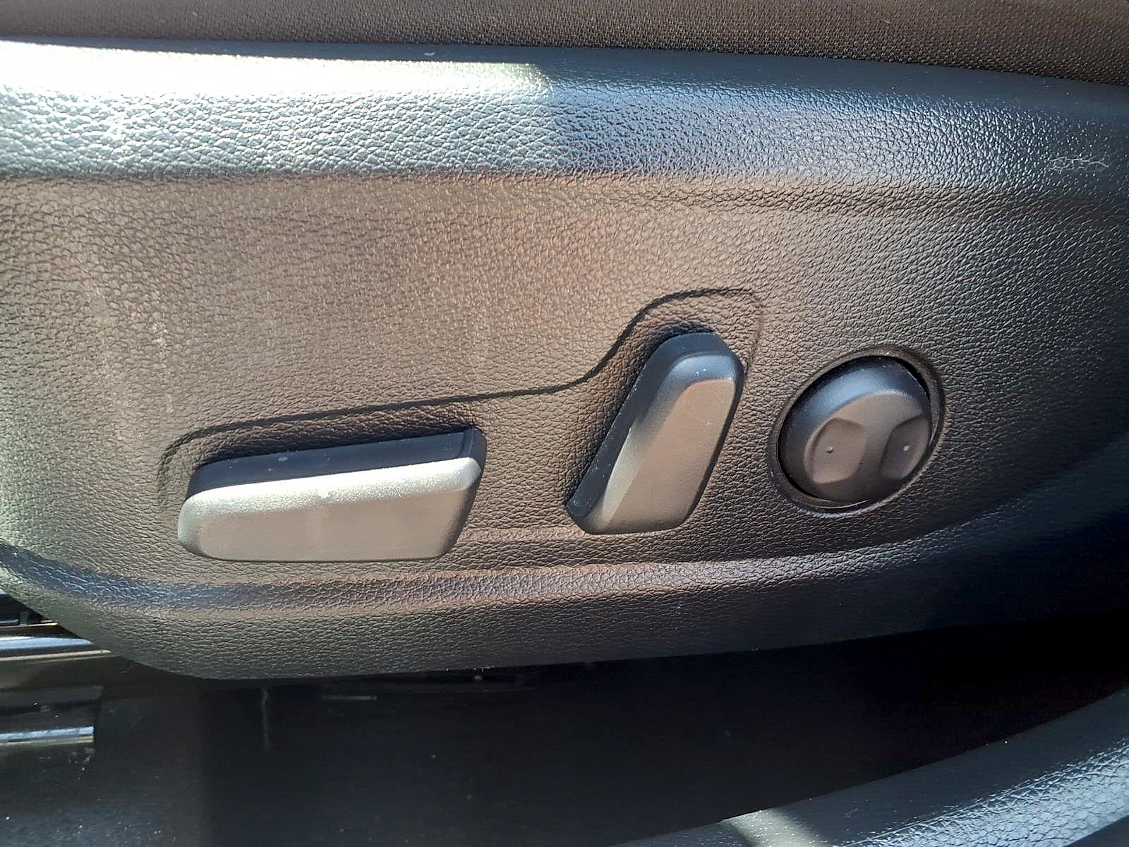 Used 2025 Kia Seltos SUV