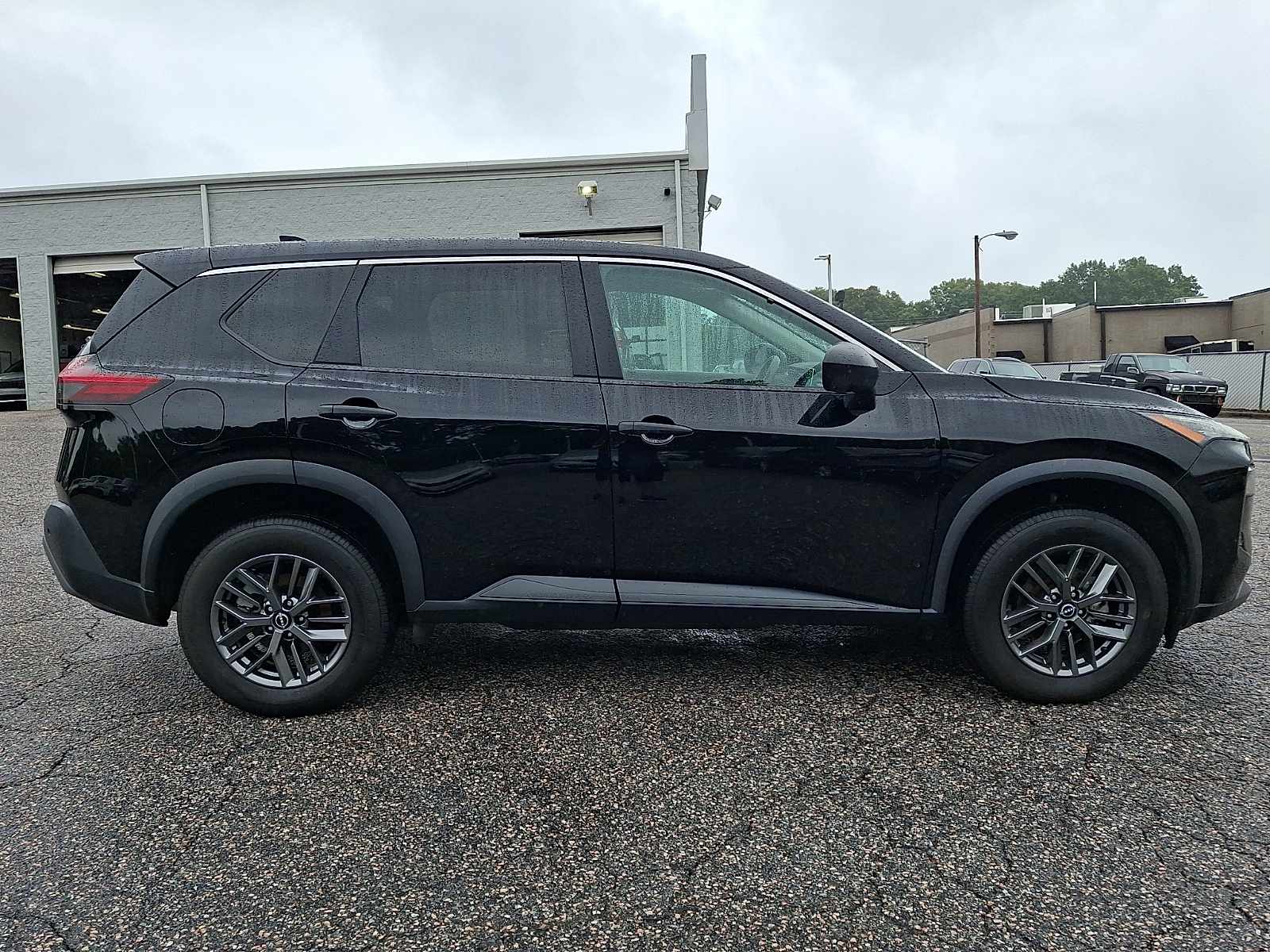 Used 2023 Nissan Rogue SUV