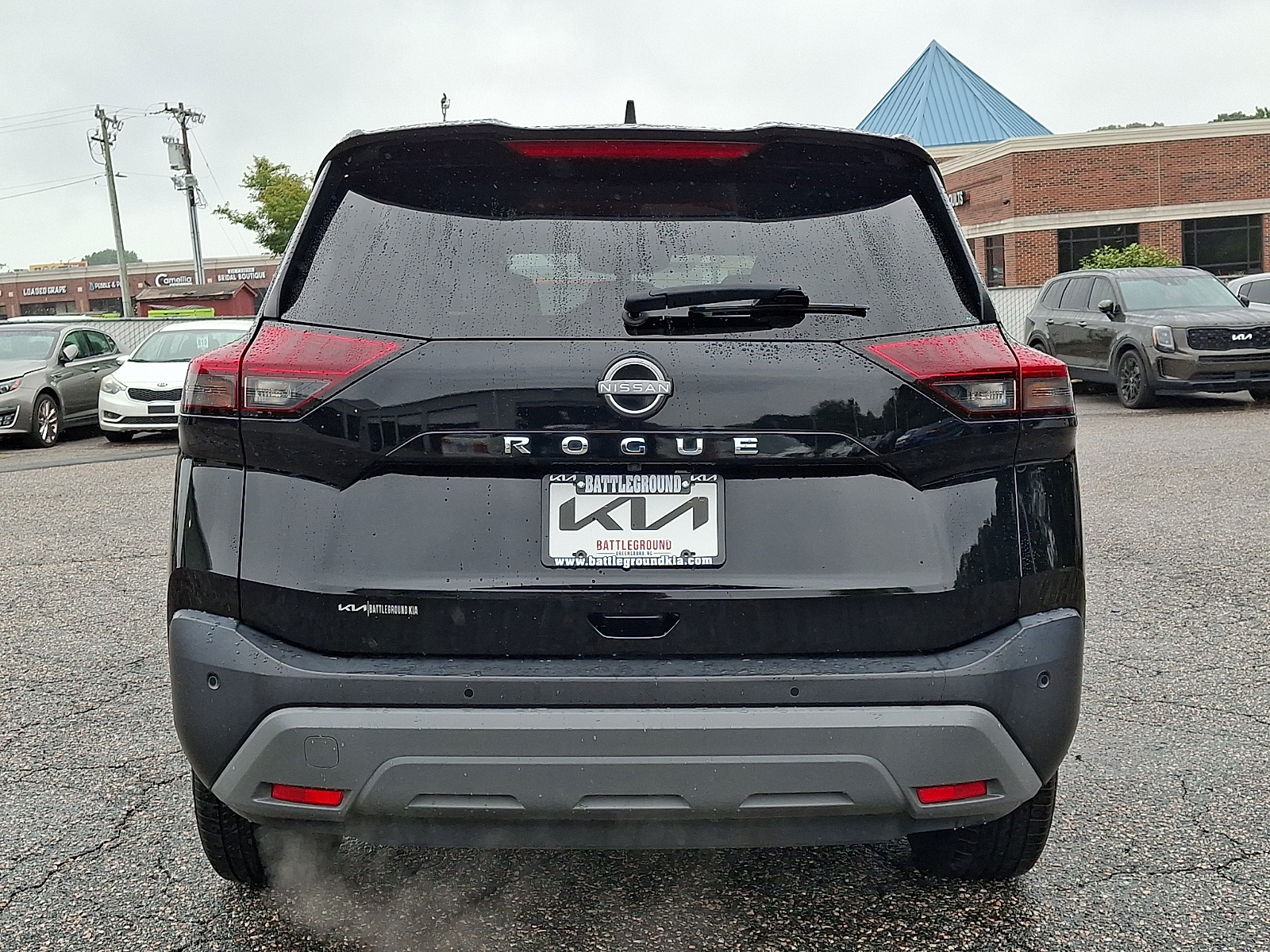 Used 2023 Nissan Rogue SUV