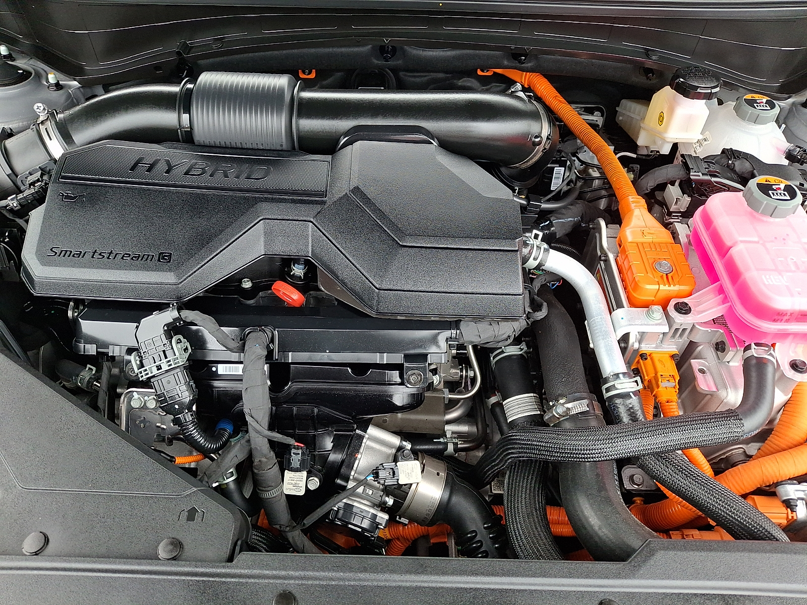 Used 2025 Kia Sportage Hybrid SUV