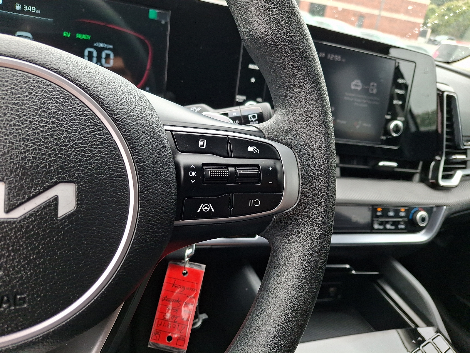 Used 2025 Kia Sportage Hybrid SUV
