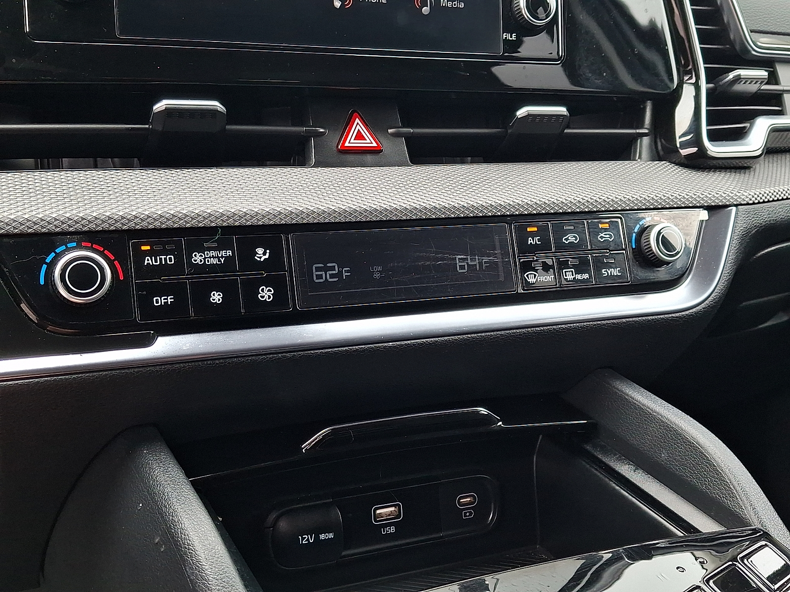 Used 2025 Kia Sportage Hybrid SUV