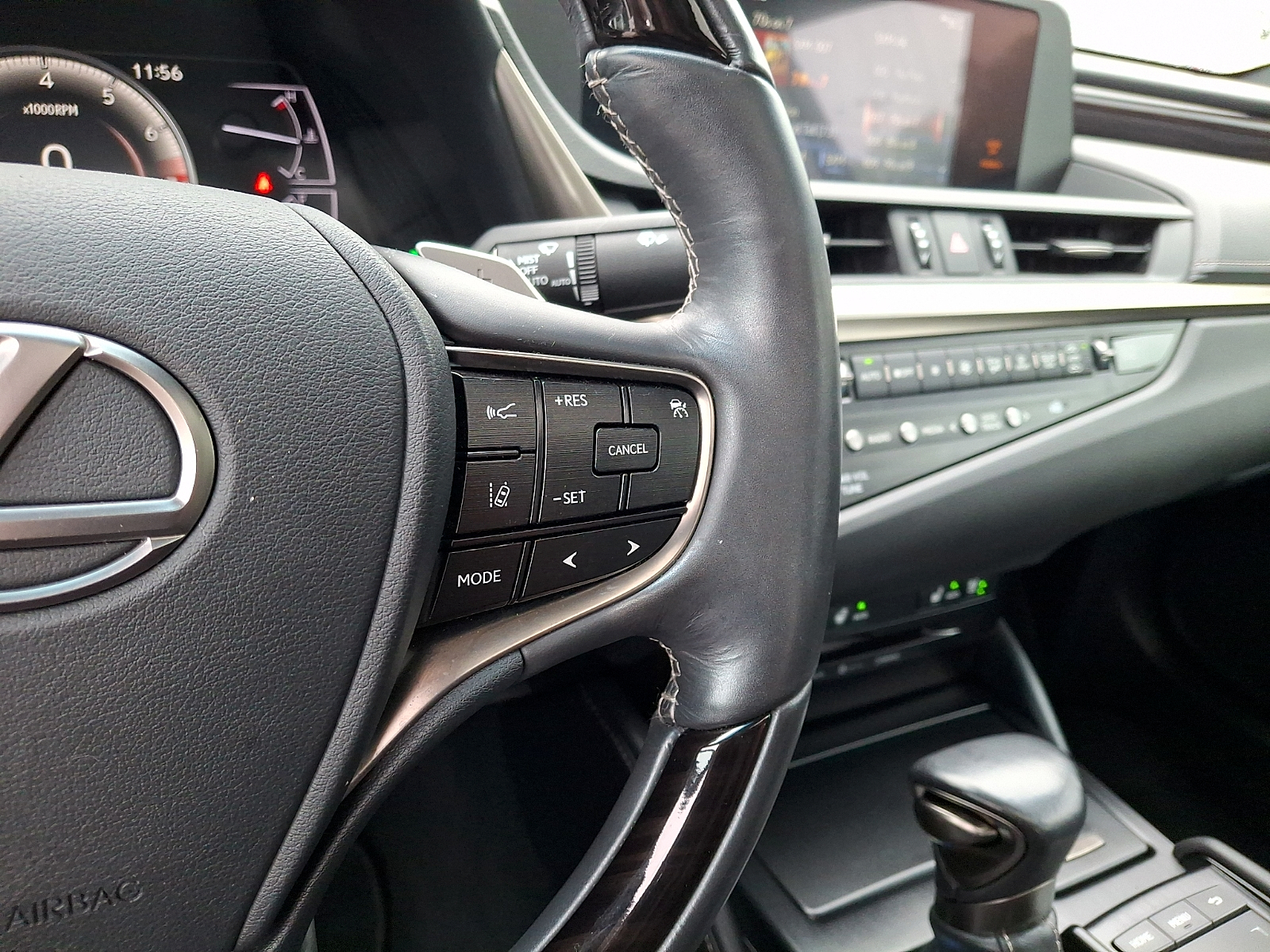 Used 2019 Lexus ES Sedan