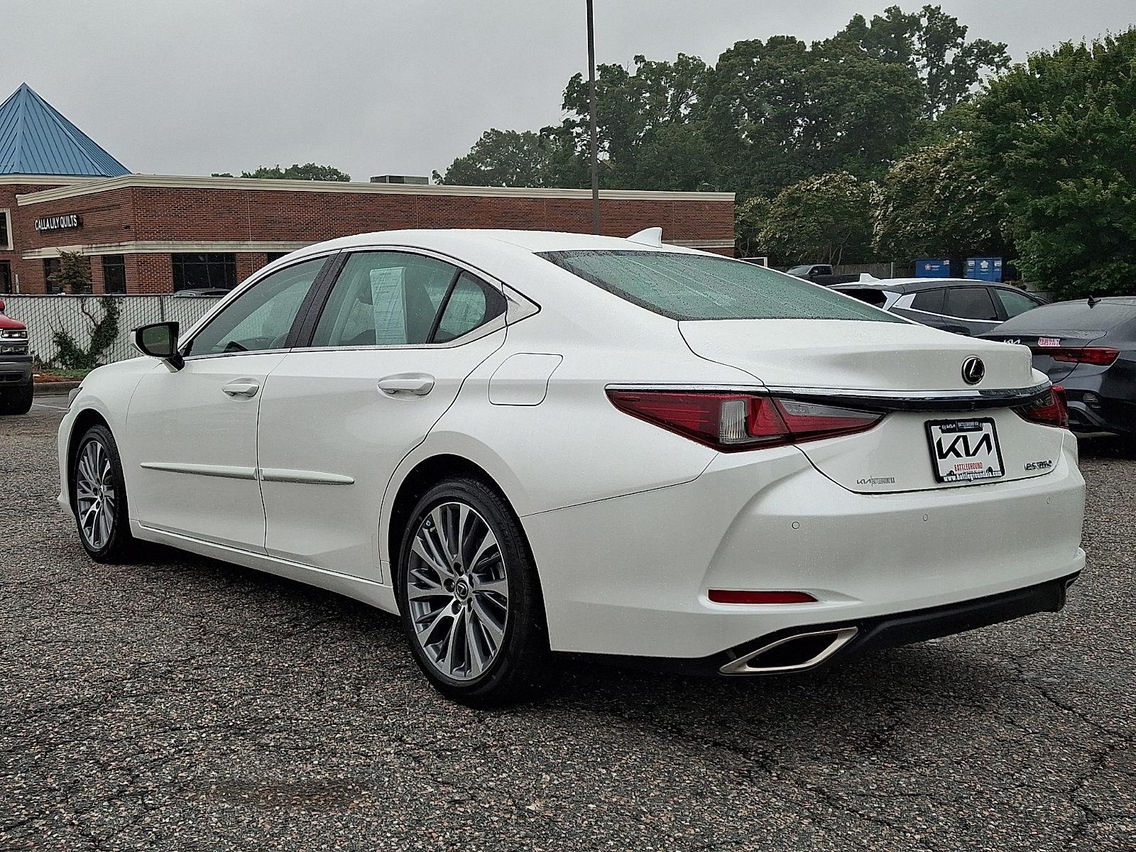 Used 2019 Lexus ES Sedan