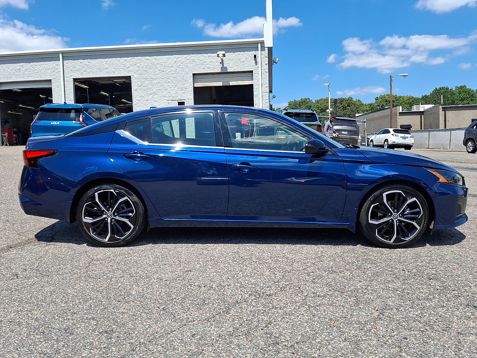 Used 2023 Nissan Altima Sedan