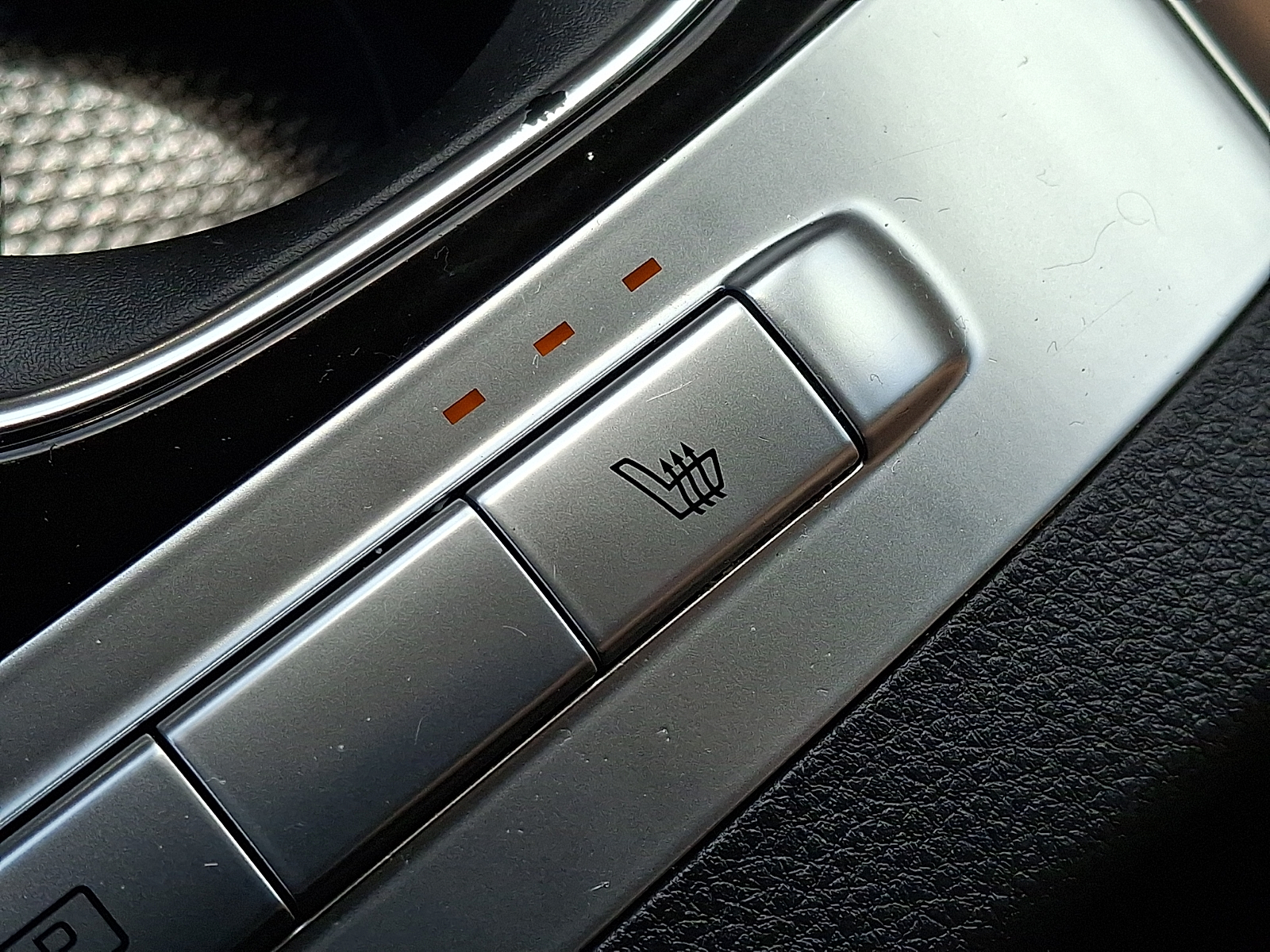 Used 2024 Kia Carnival Van