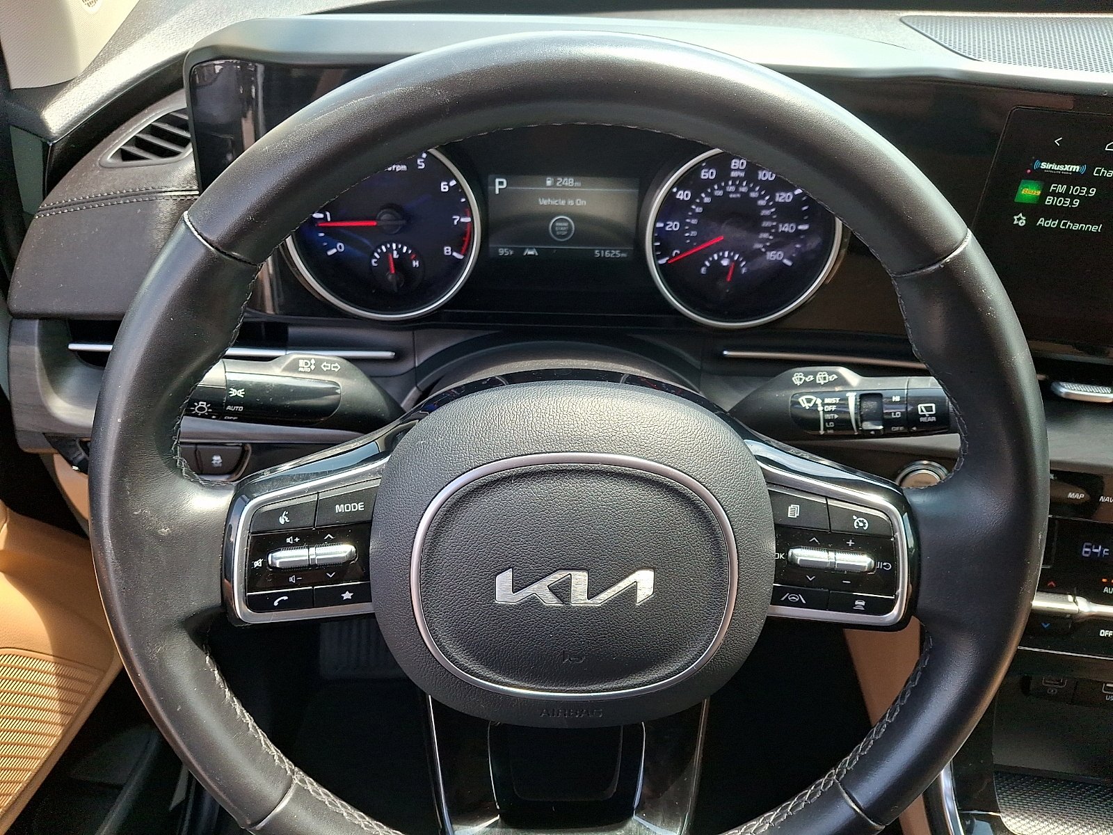 Used 2024 Kia Carnival Van