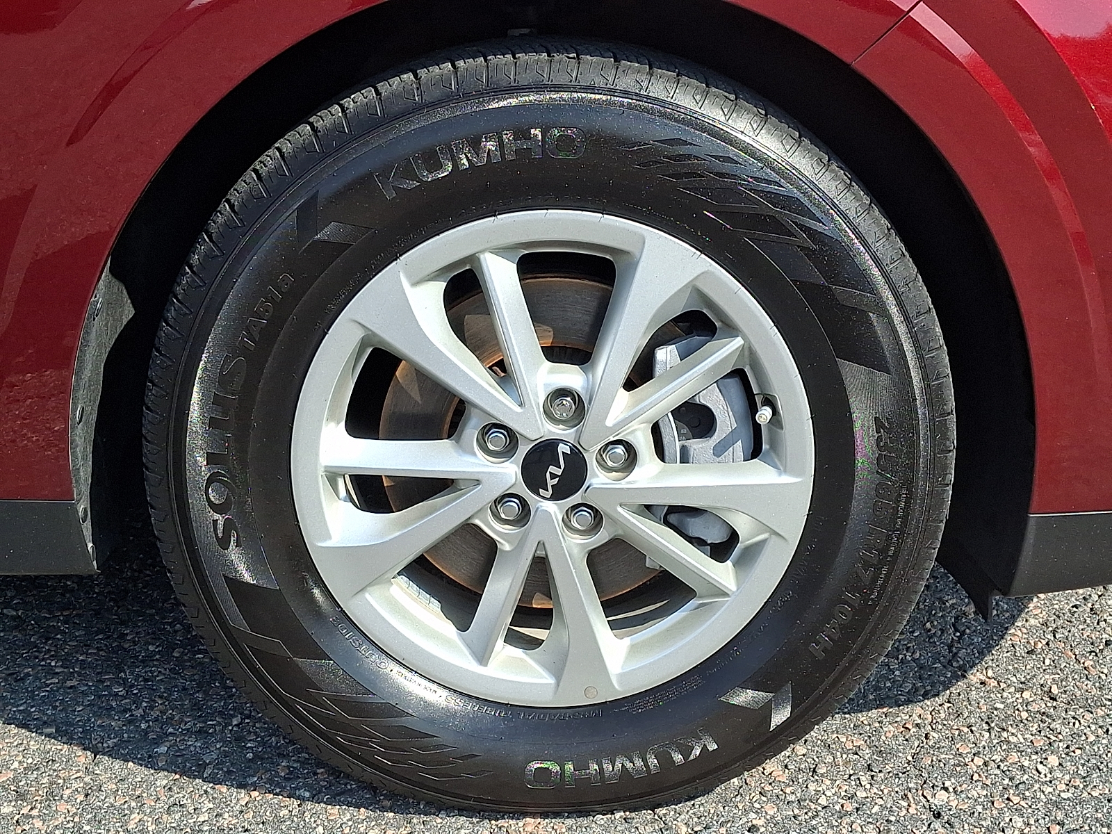 Used 2024 Kia Carnival Van