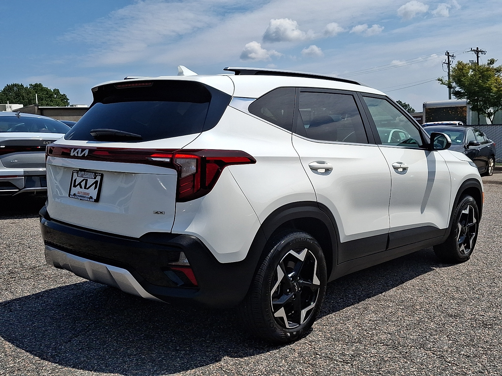 Used 2025 Kia Seltos SUV
