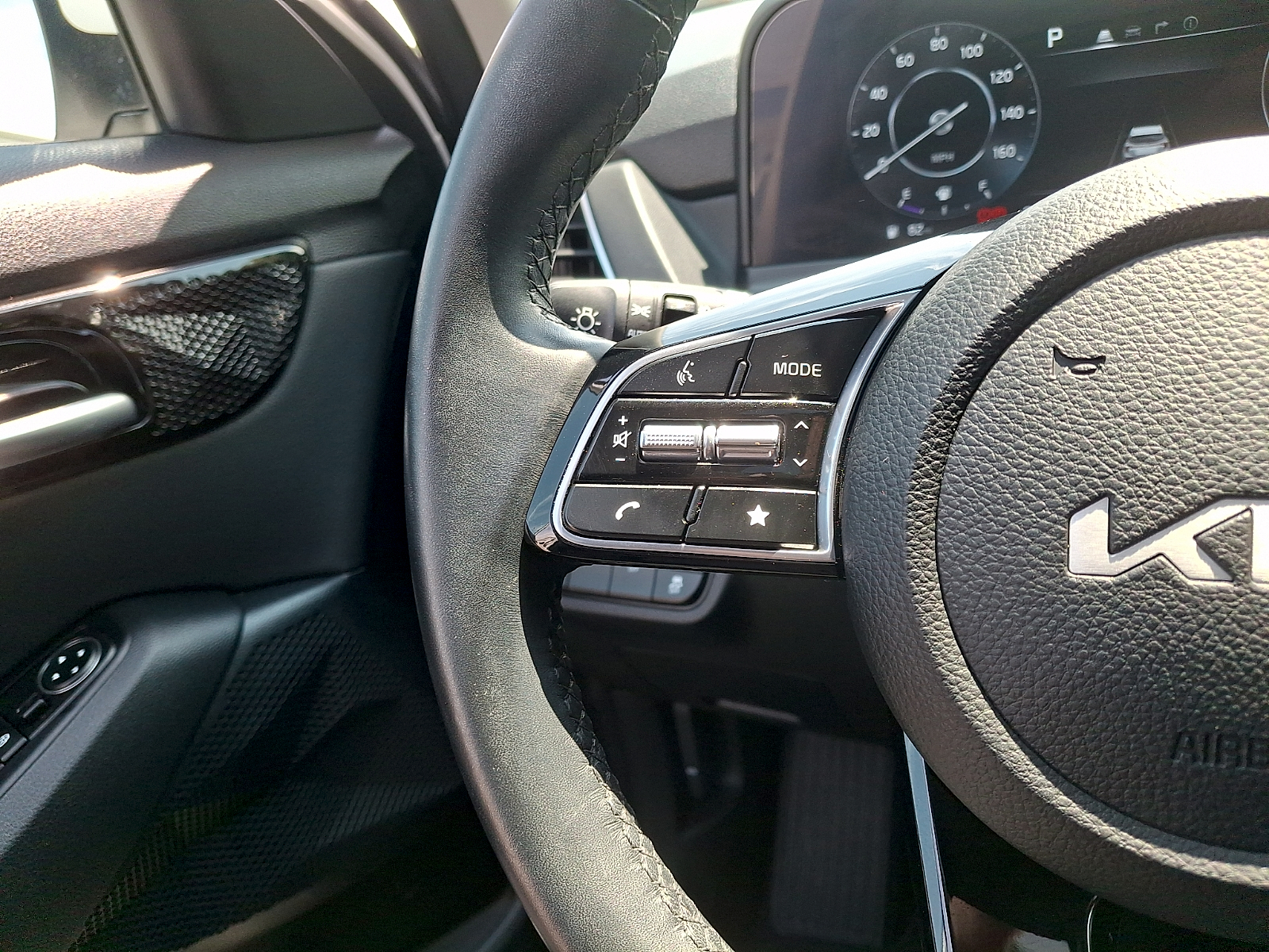 Used 2025 Kia Seltos SUV