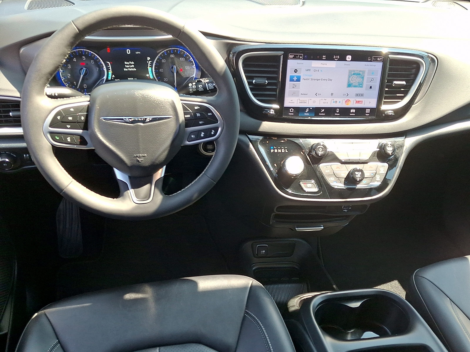 Used 2026 Chrysler Pacifica Van