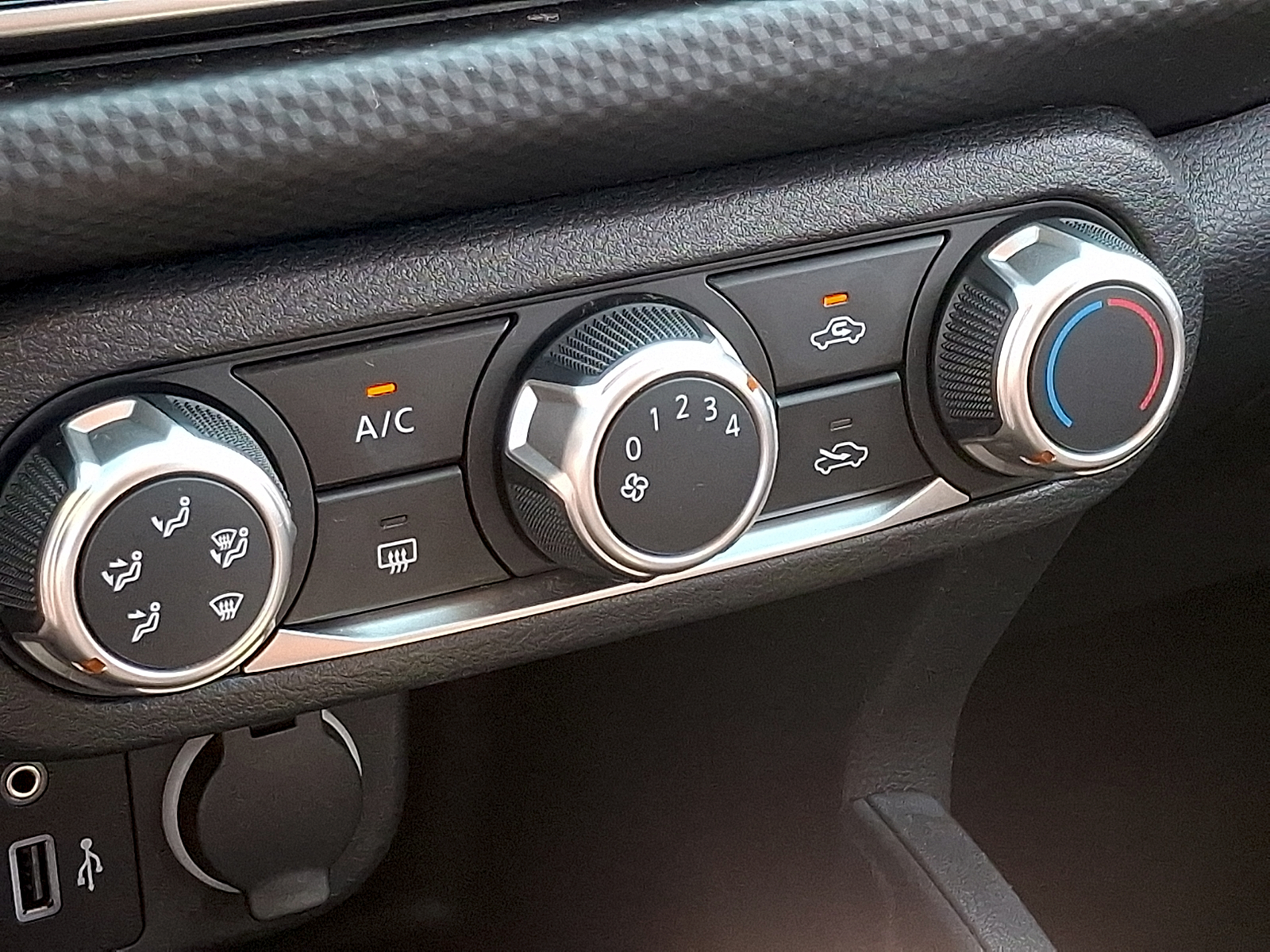 Used 2022 Nissan Kicks SUV