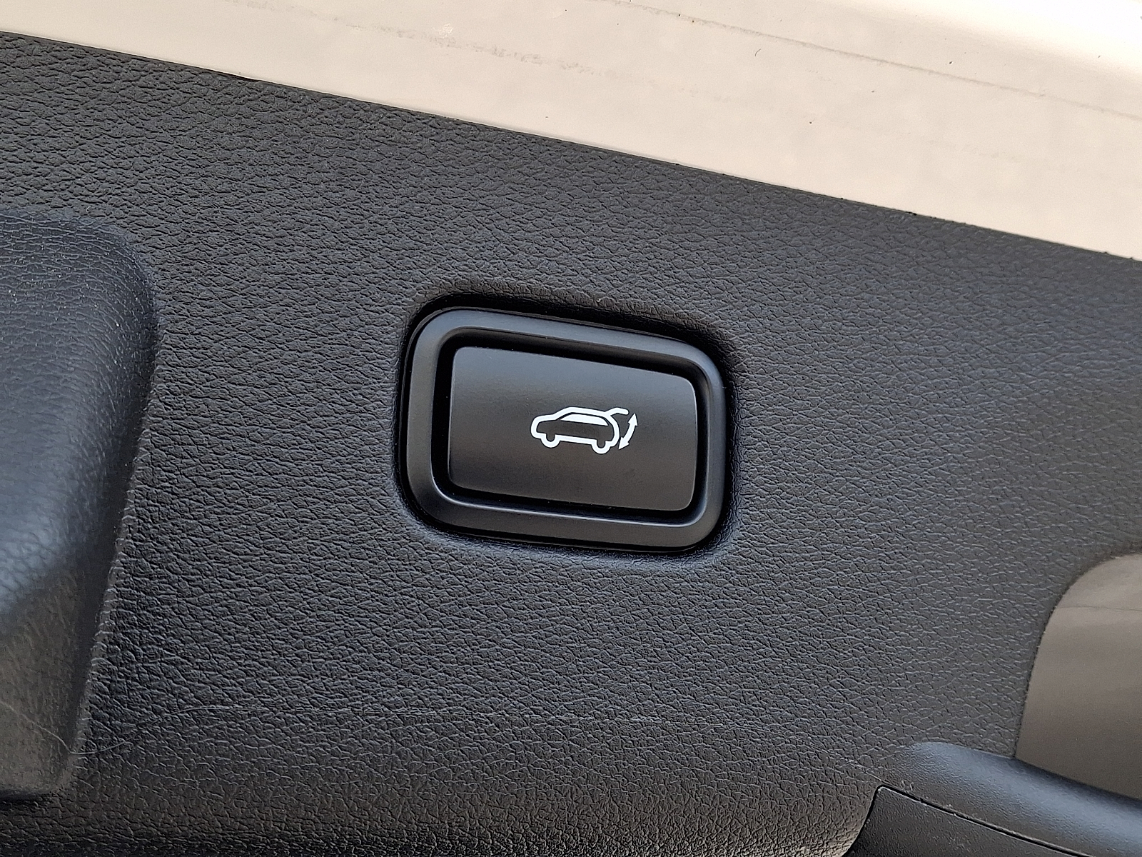 Used 2025 Kia Sportage SUV