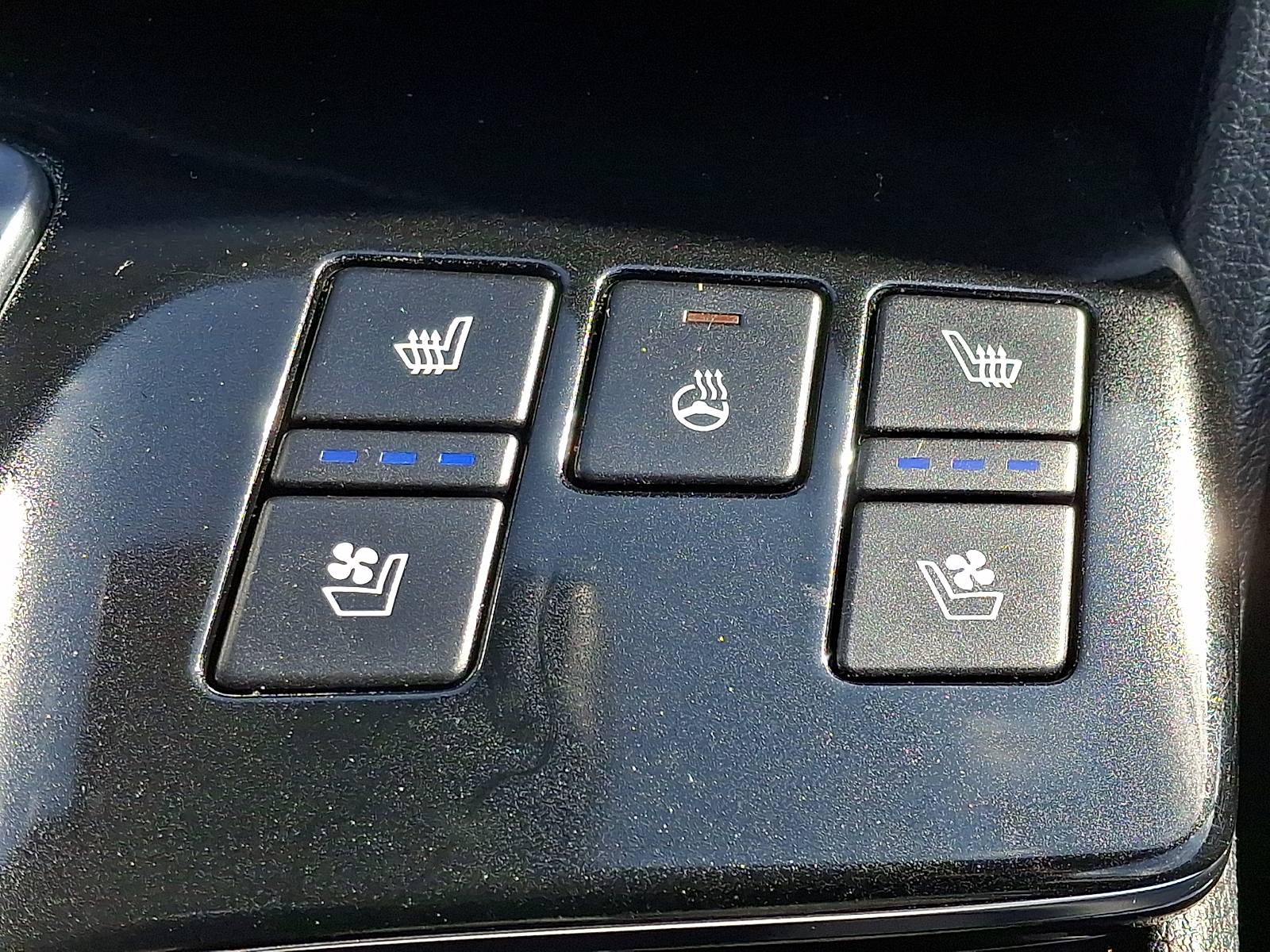 Used 2025 Kia Sportage SUV
