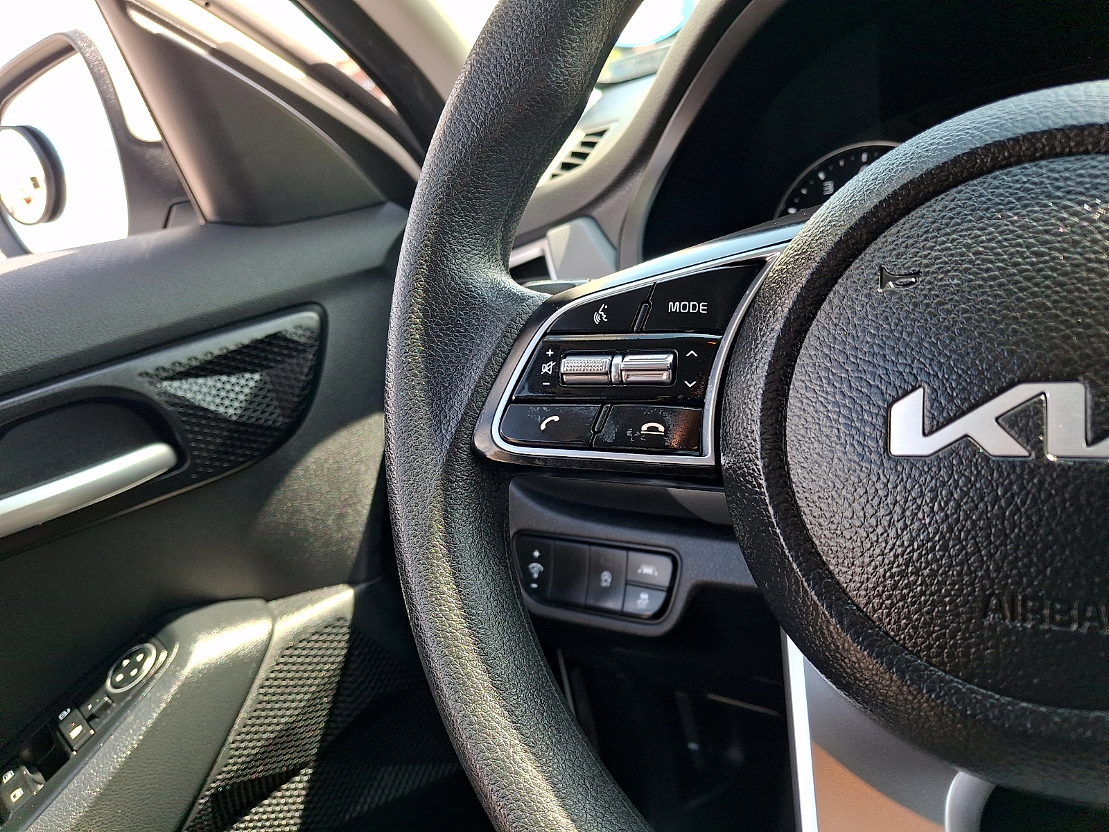Used 2023 Kia Seltos SUV