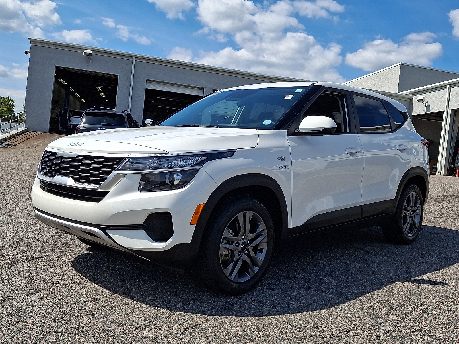 Used 2023 Kia Seltos SUV