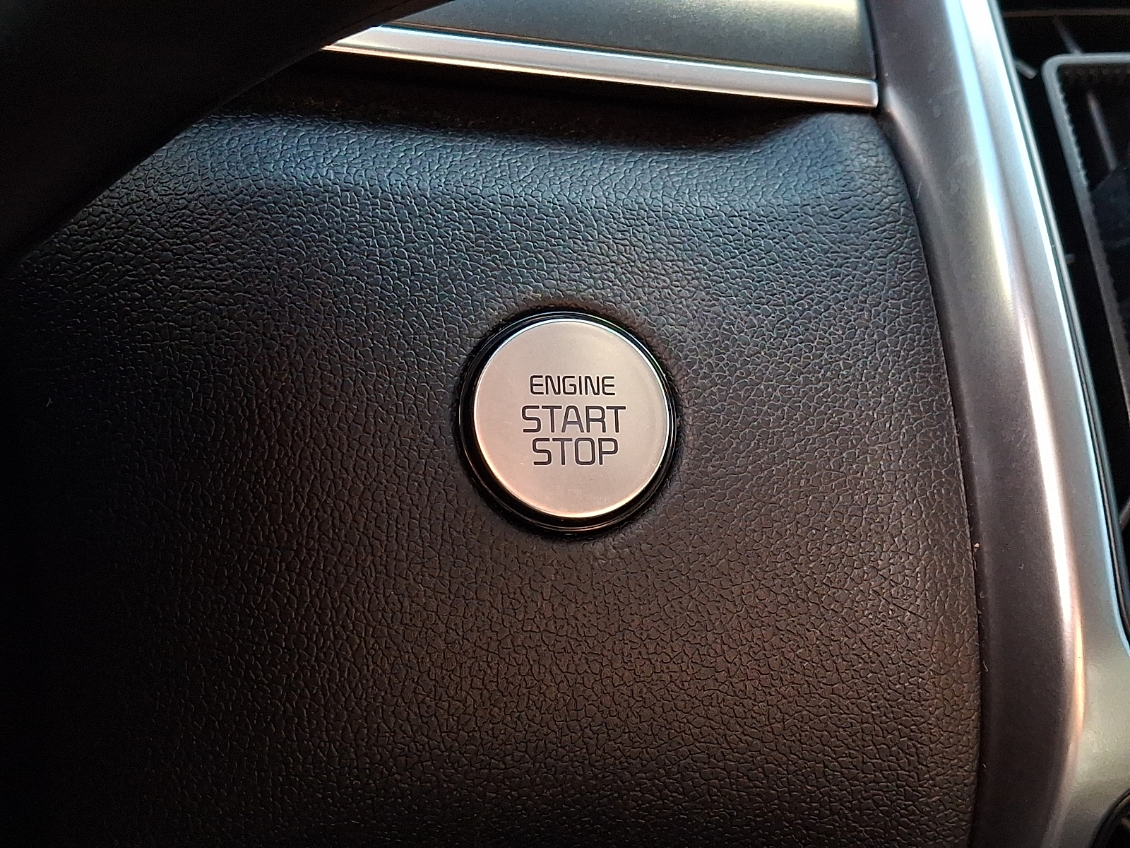 Used 2023 Kia Sorento SUV