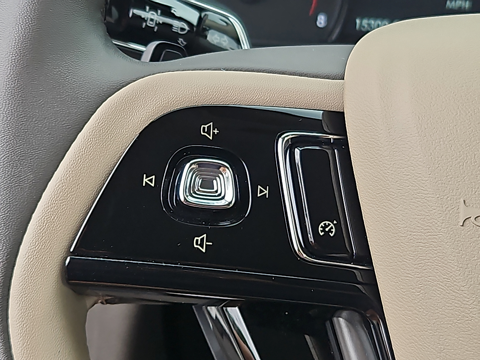 Used 2022 Lincoln Corsair SUV