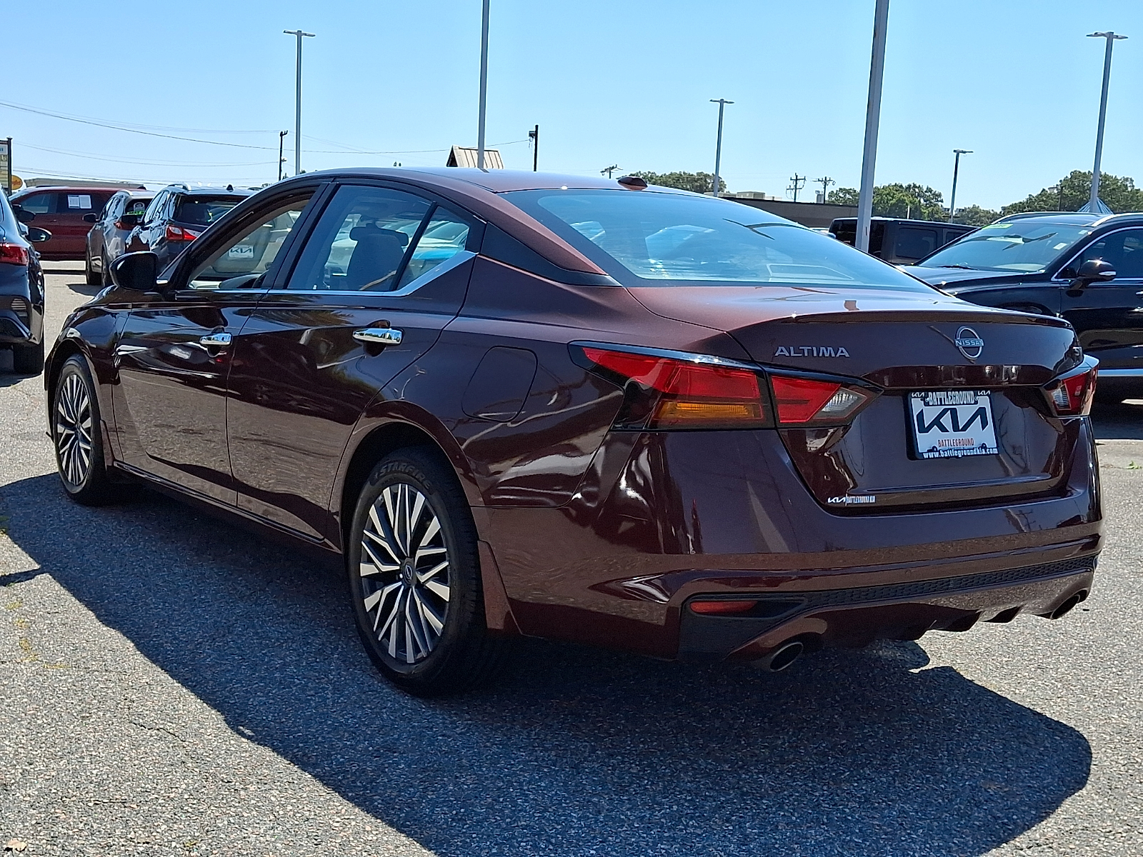 Used 2024 Nissan Altima Sedan