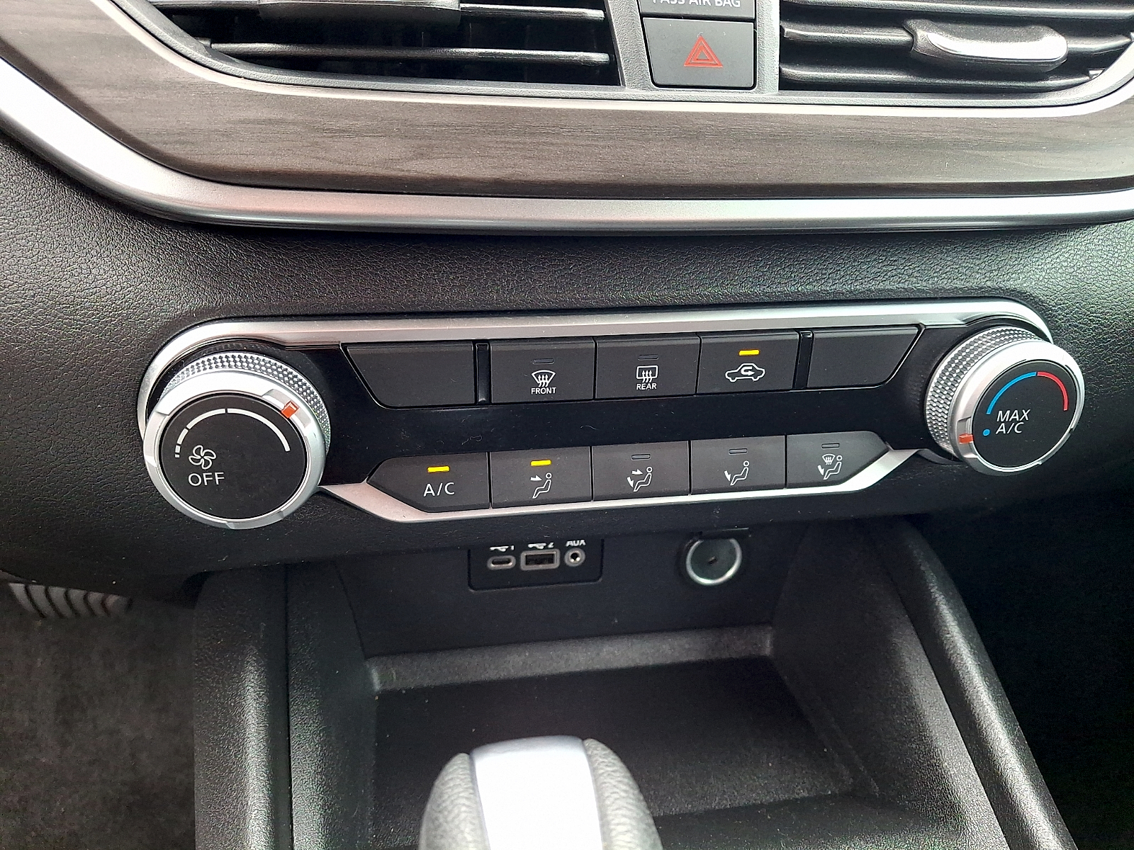 Used 2025 Nissan Altima Sedan