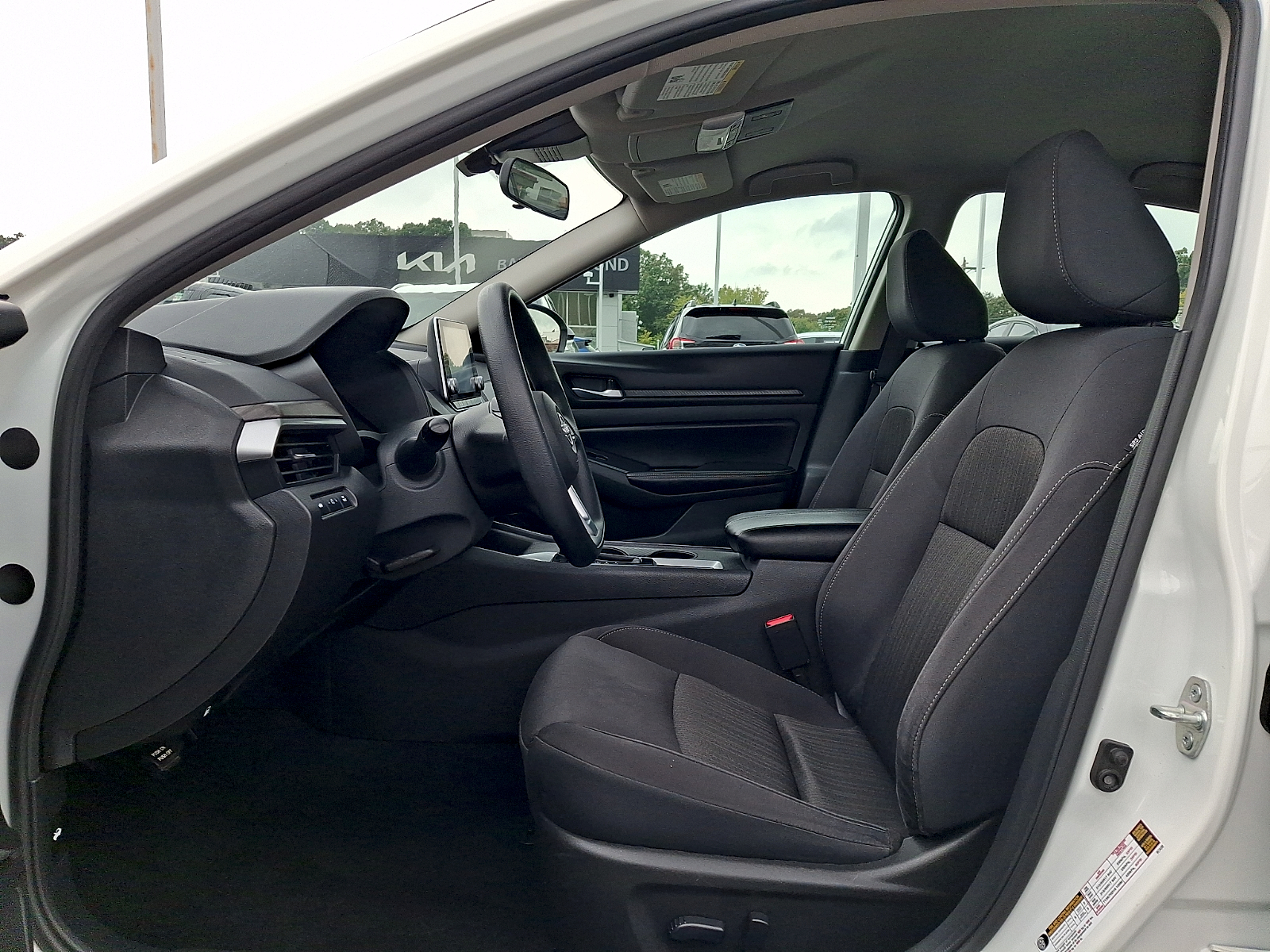 Used 2025 Nissan Altima Sedan