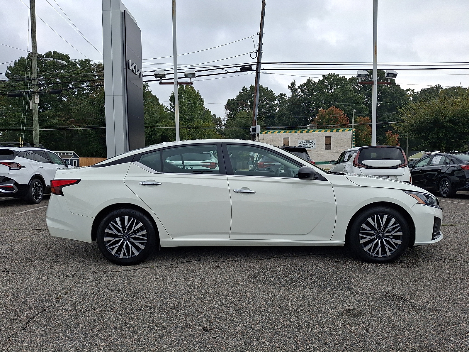 Used 2025 Nissan Altima Sedan