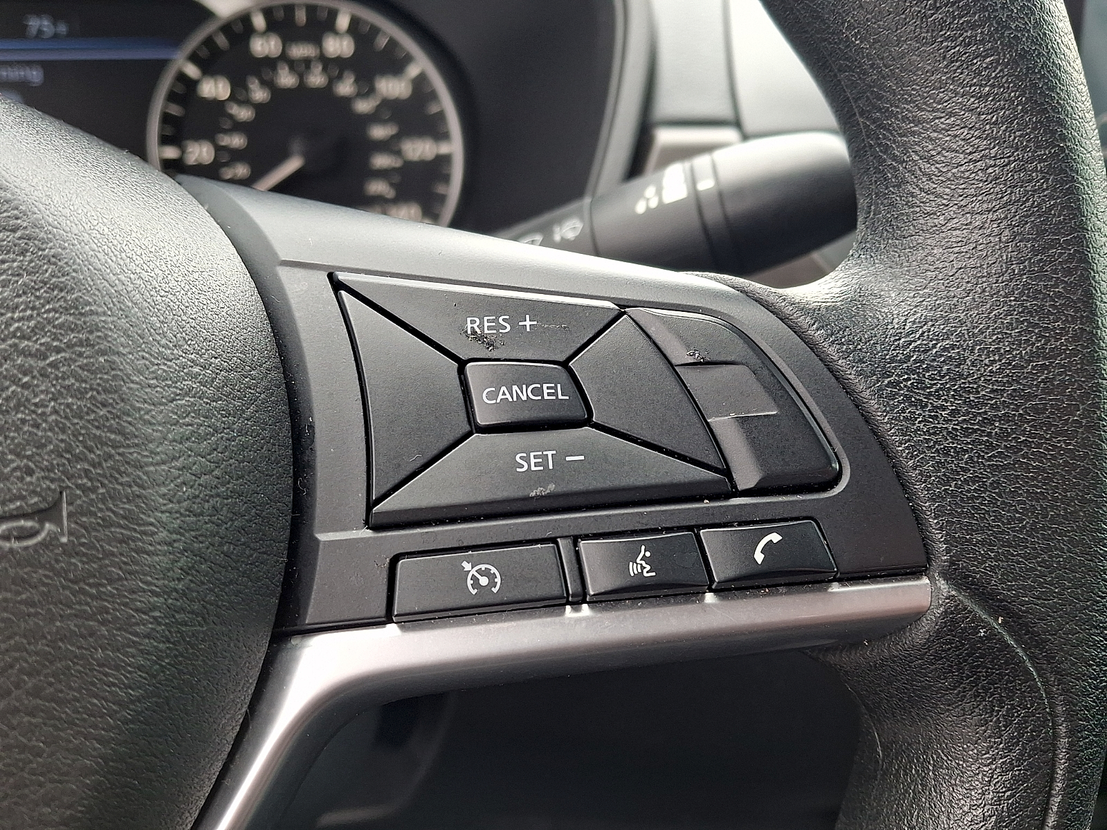 Used 2025 Nissan Altima Sedan