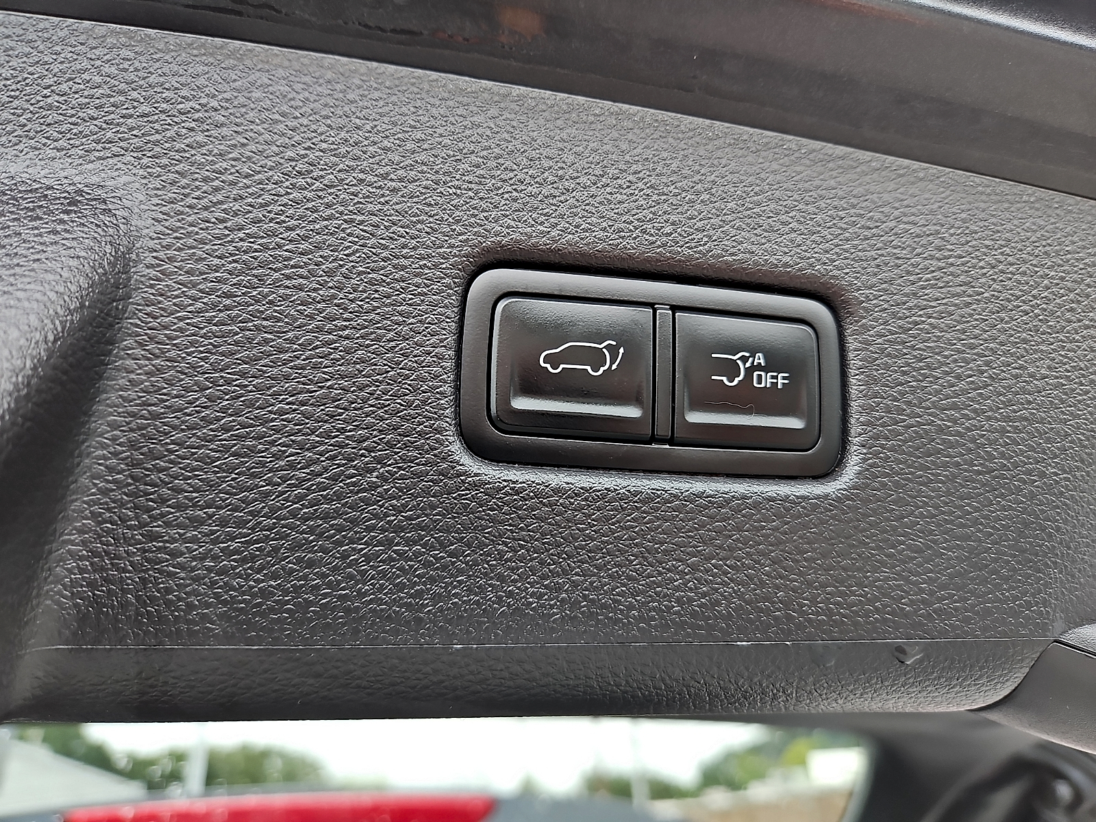 Used 2024 Kia Carnival Van