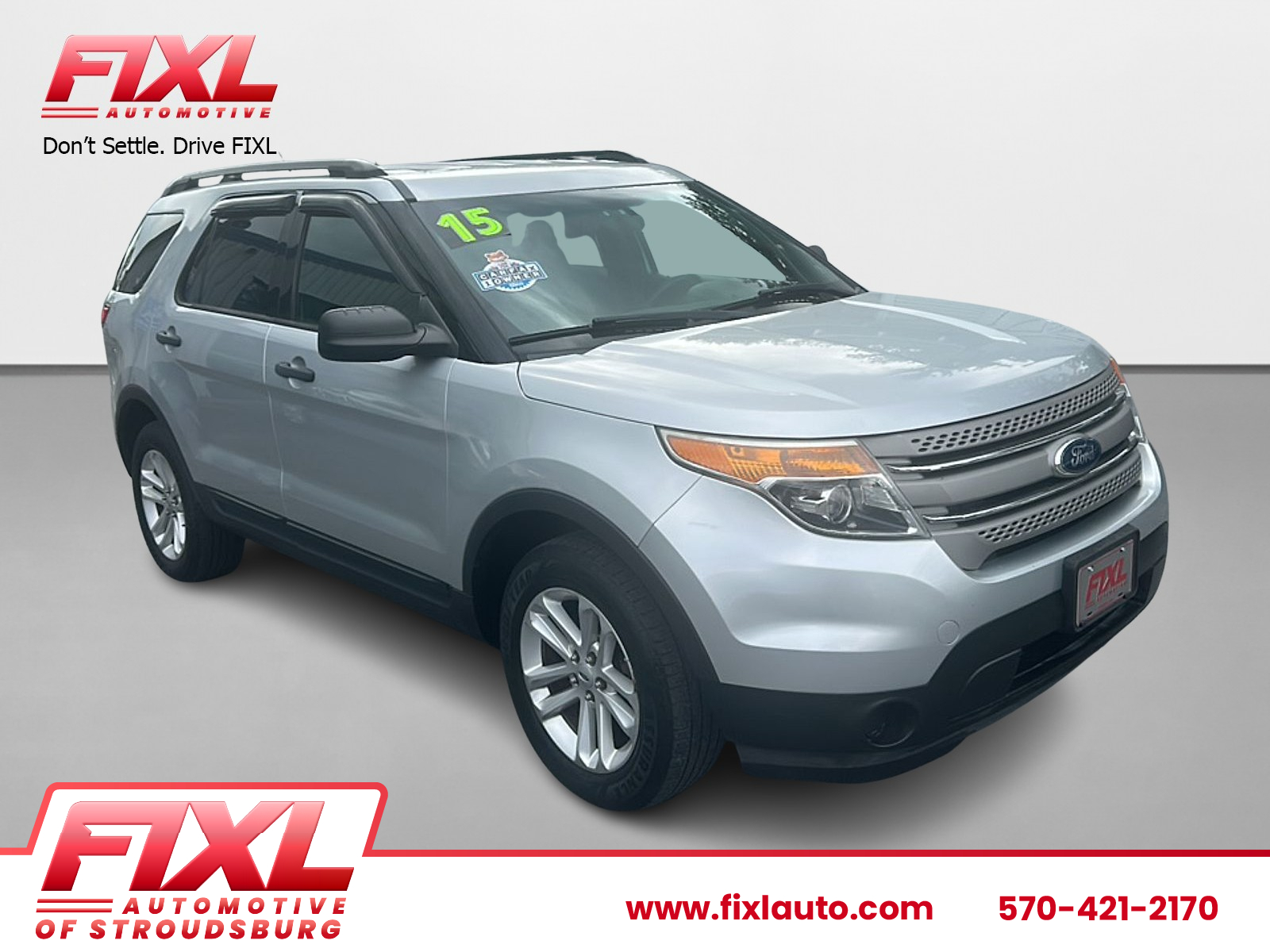 2015 Ford Explorer Base's photo