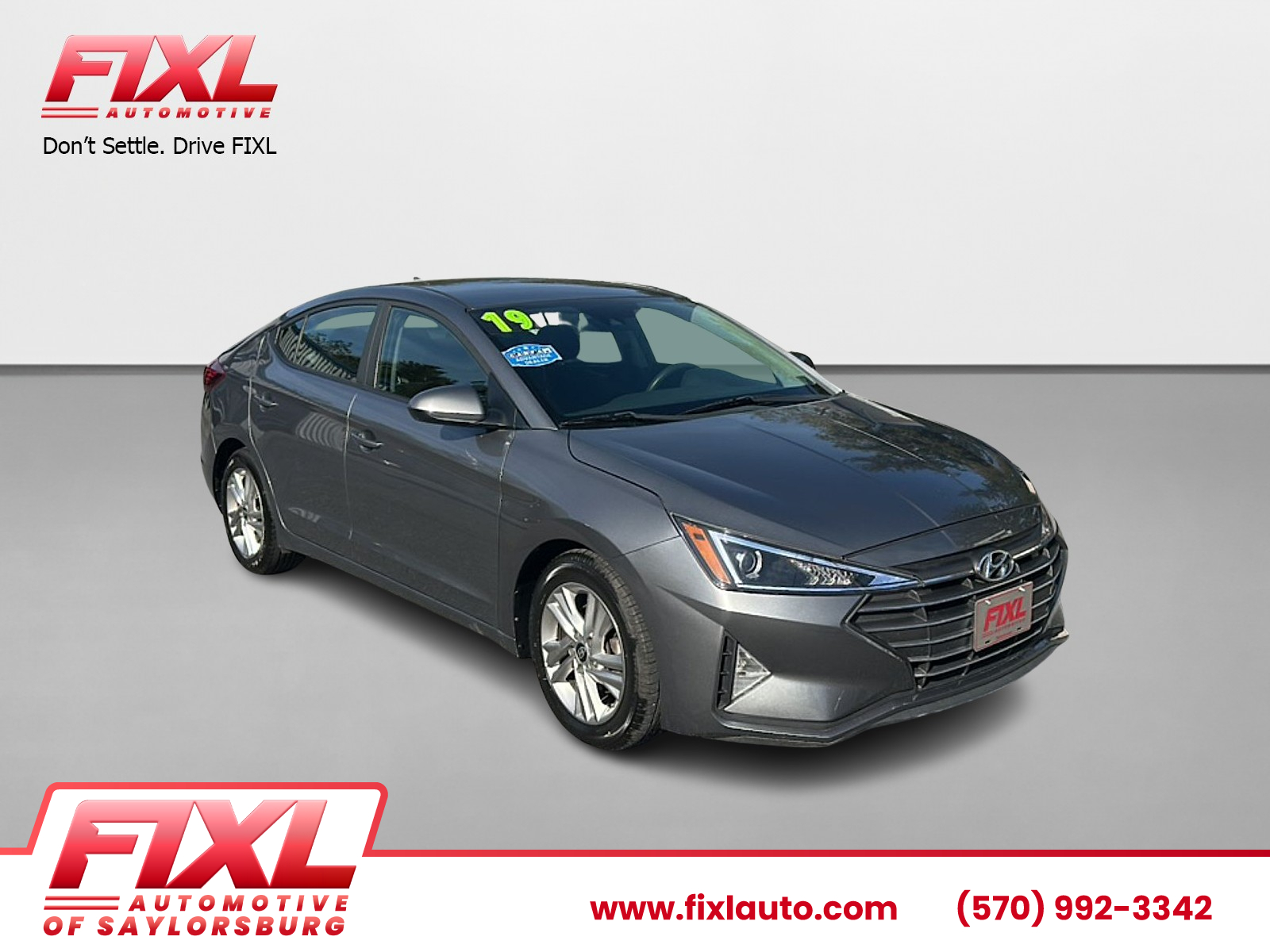 2019 Hyundai Elantra SEL's photo