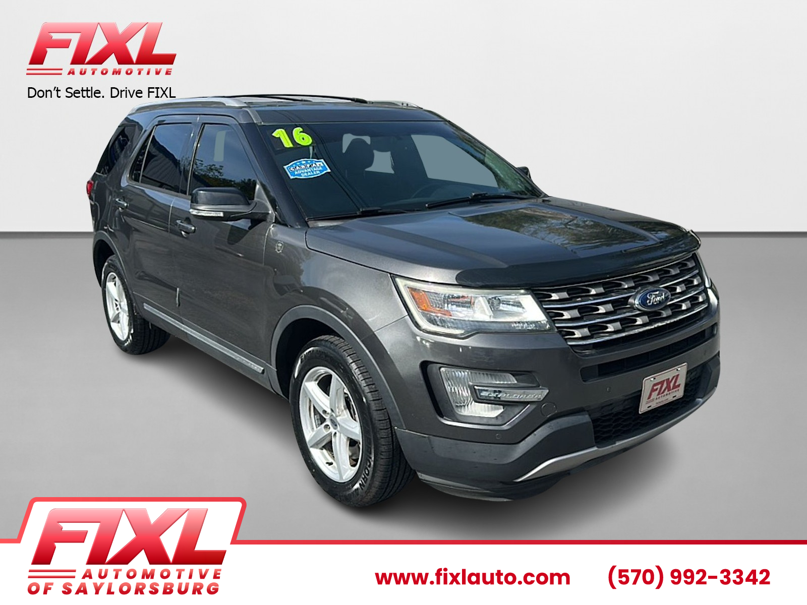 2016 Ford Explorer XLT's photo