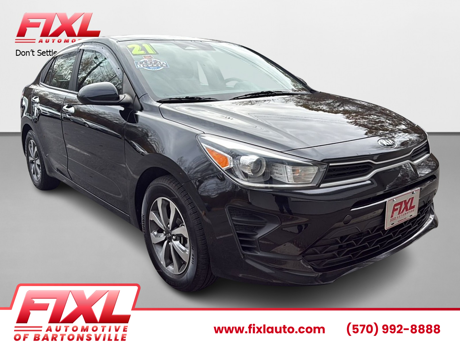 2021 Kia Rio S's photo