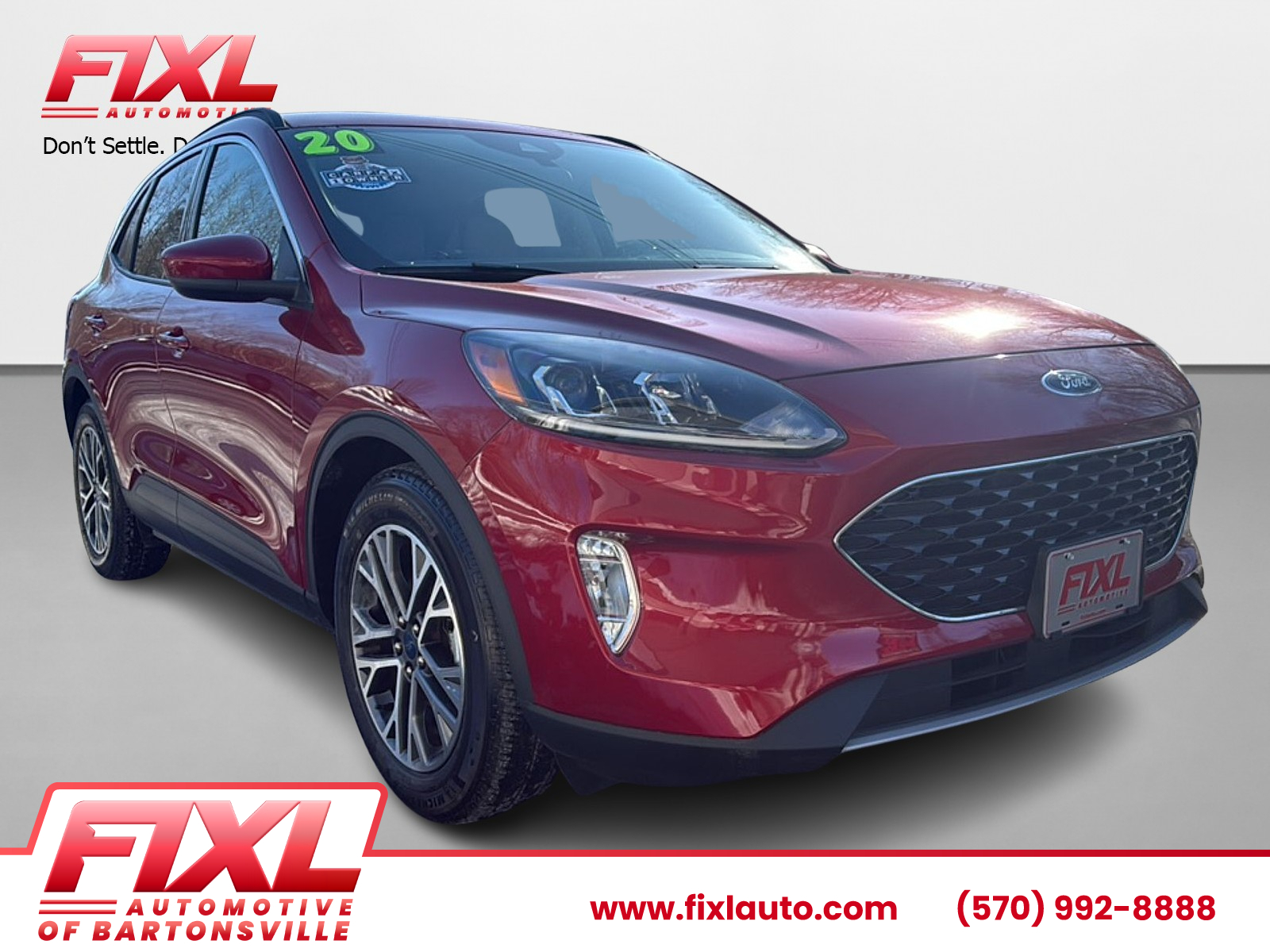 2020 Ford Escape SEL's photo