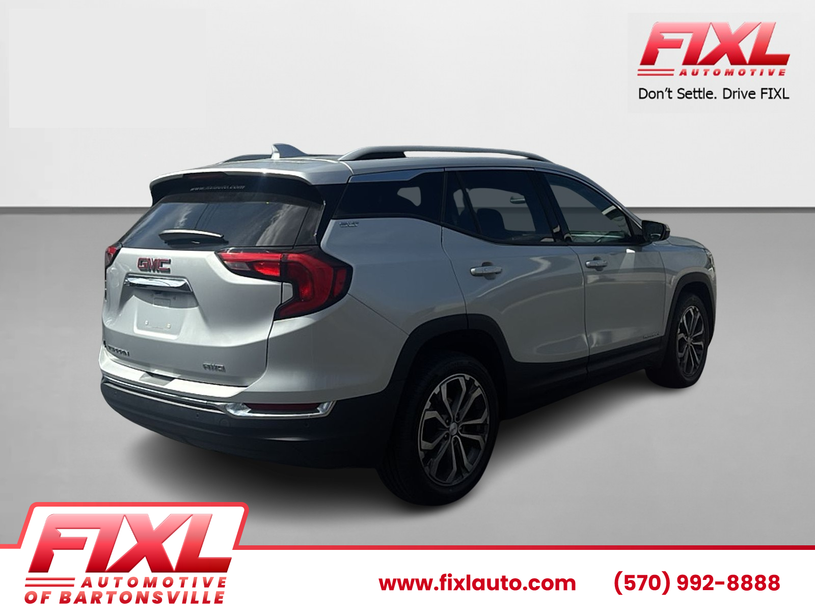 View vehicle photo 7