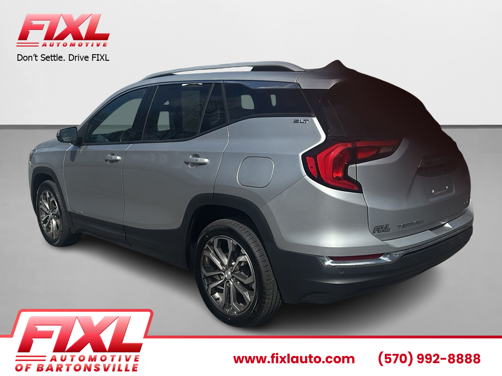 View vehicle photo 5