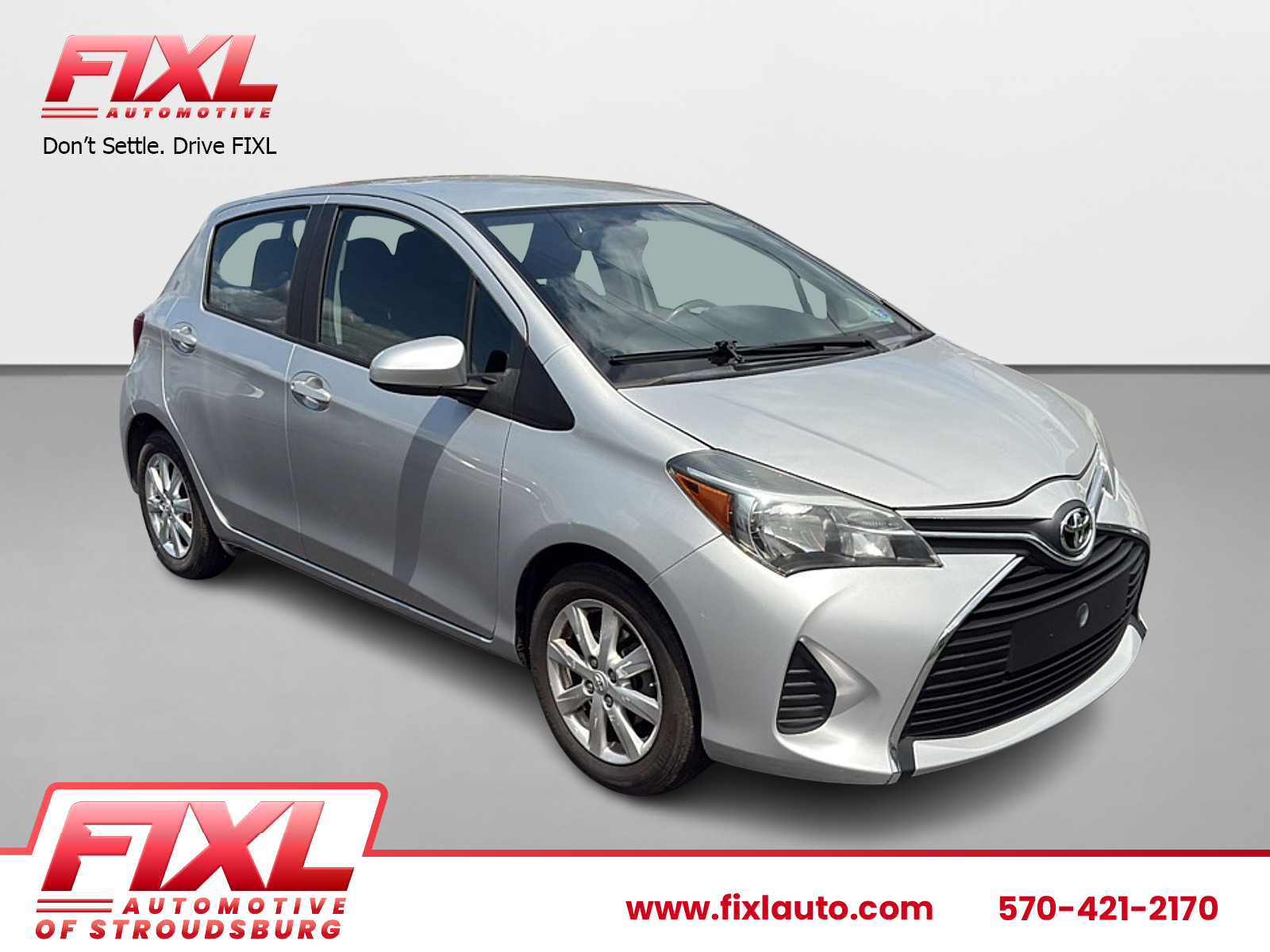 2016 Toyota Yaris LE 5-Door Liftback AT's photo