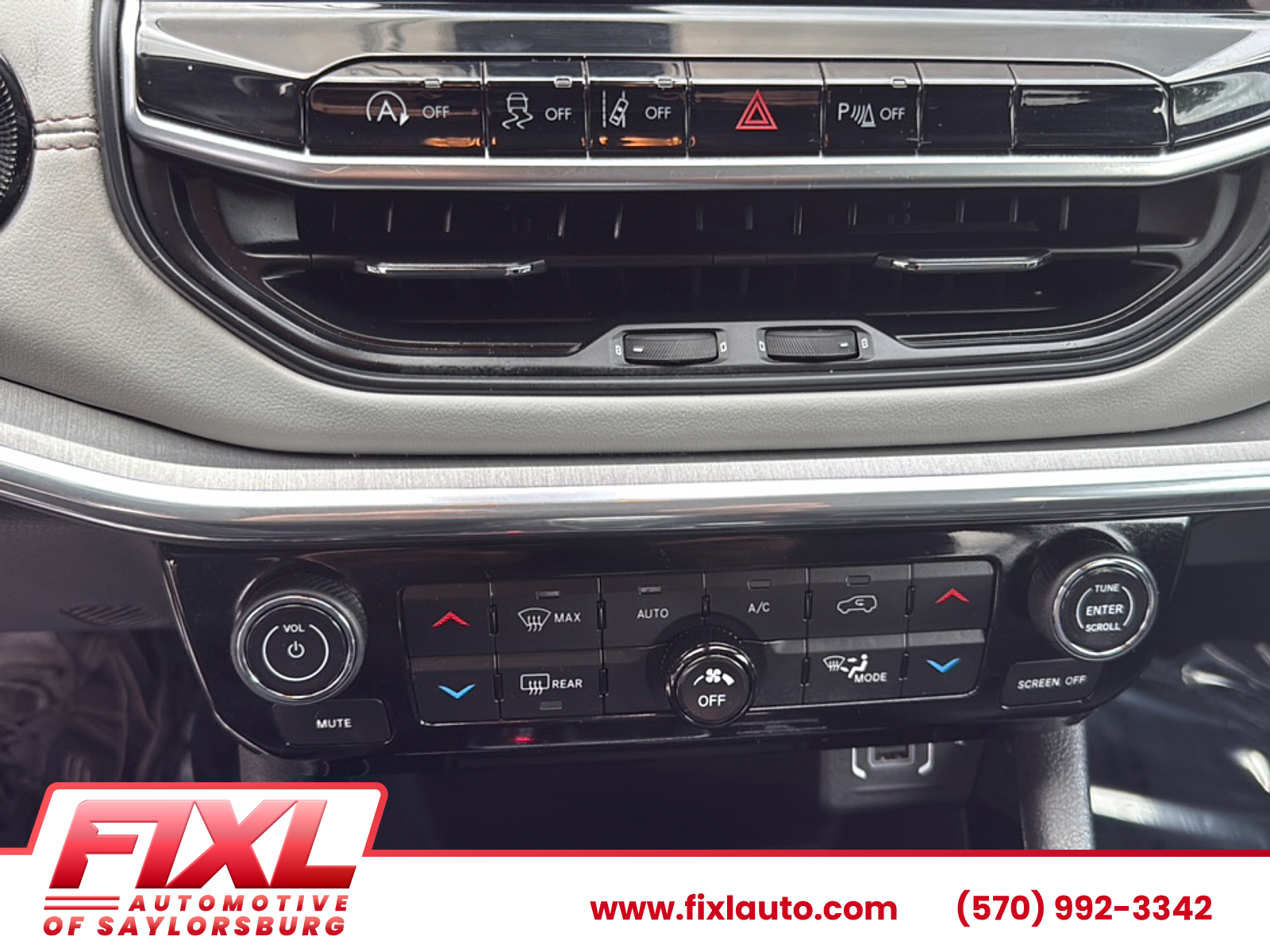Used 2023 Jeep Compass Sedan